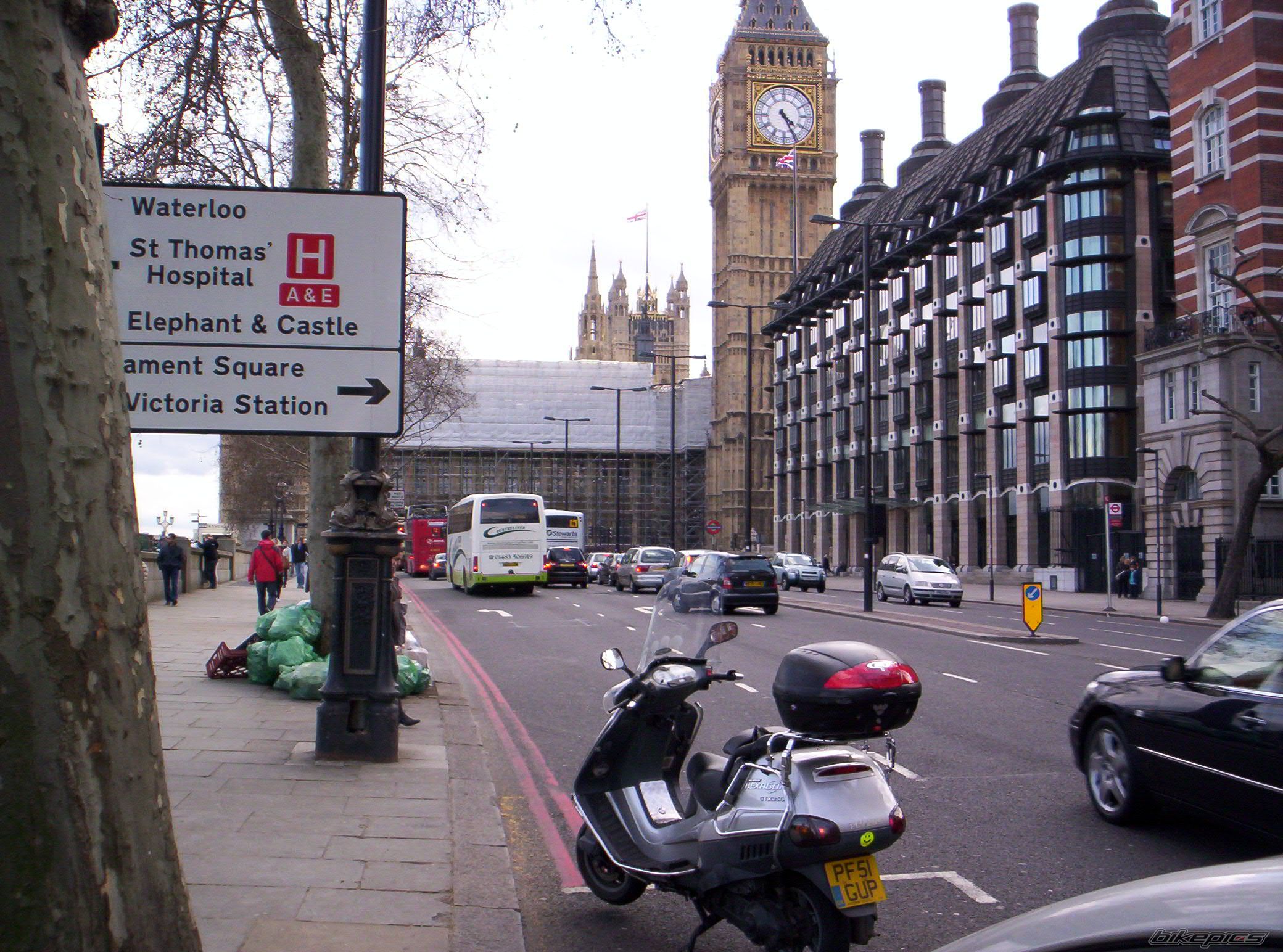 Photo 1974322