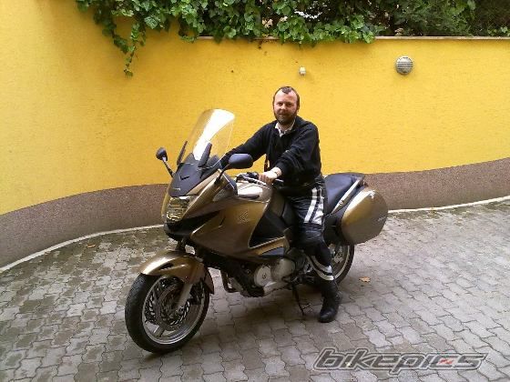 Photo 1974404
