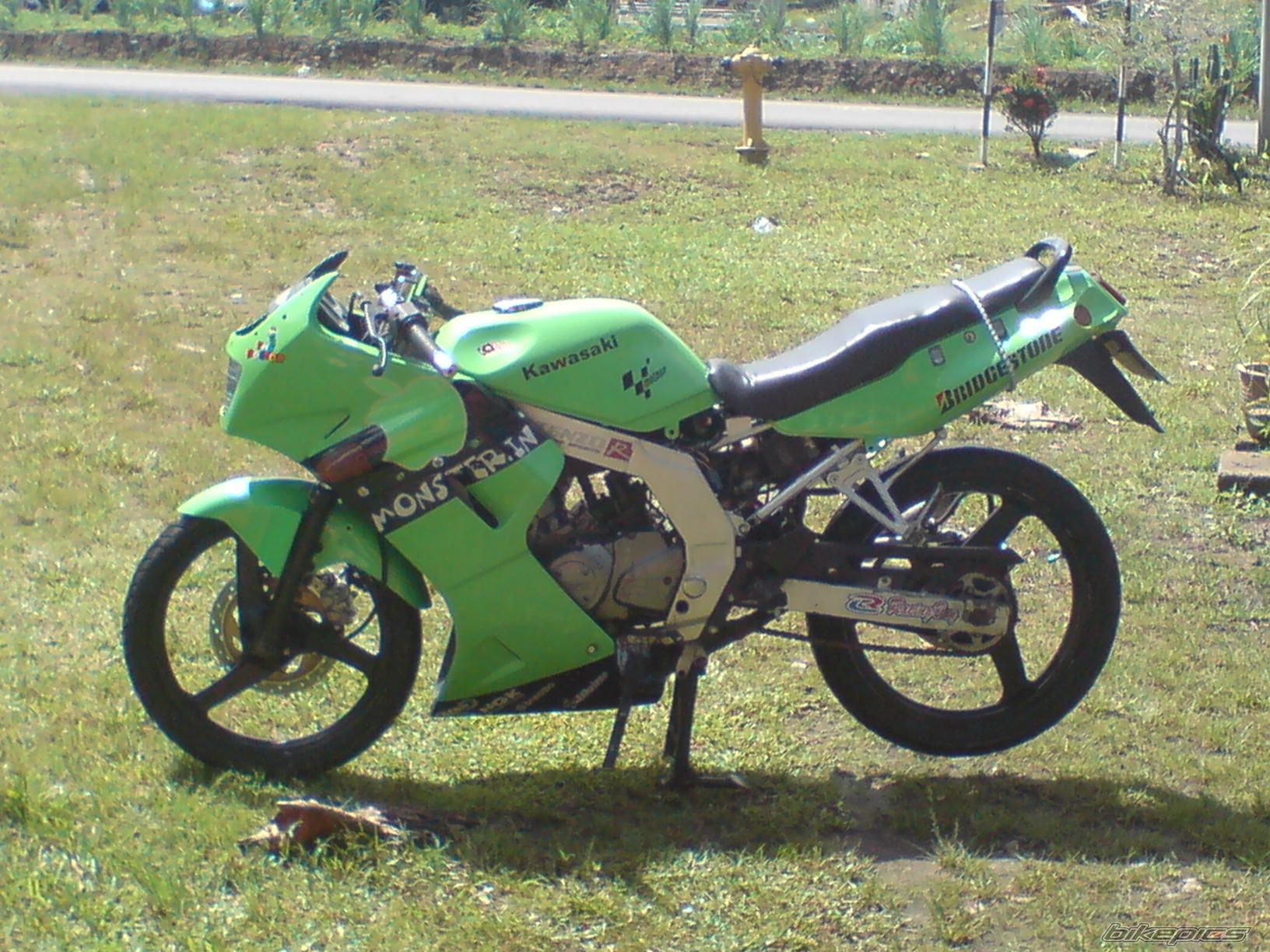 Photo 1974407