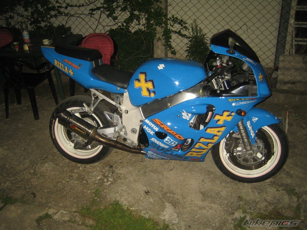 Photo 1974696