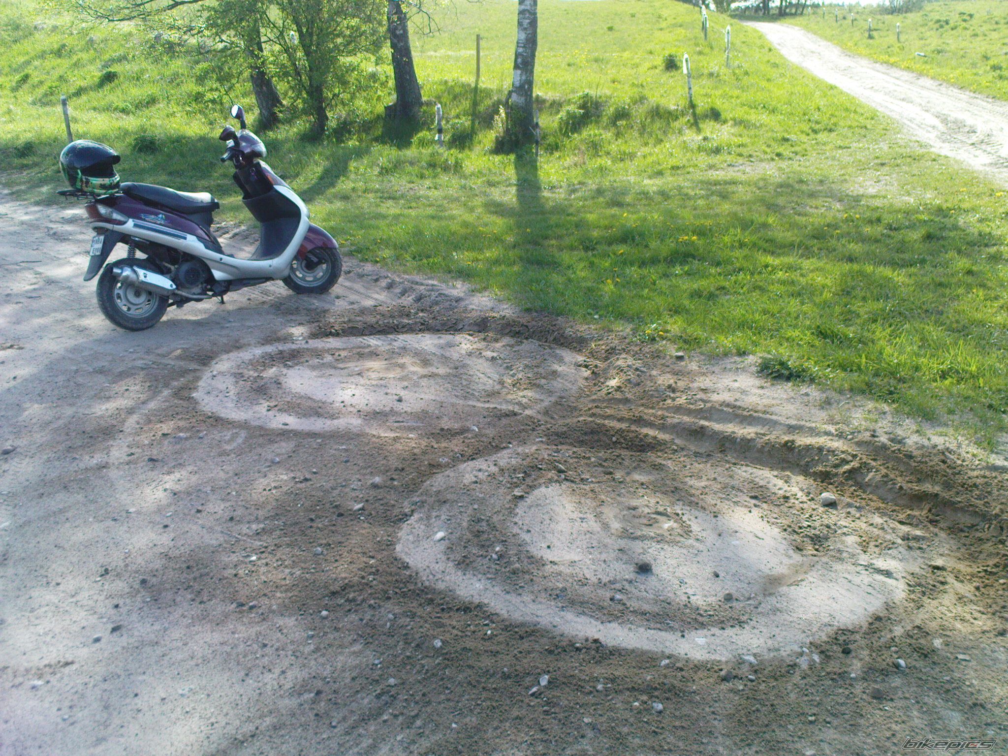 Bike Photo 1974976