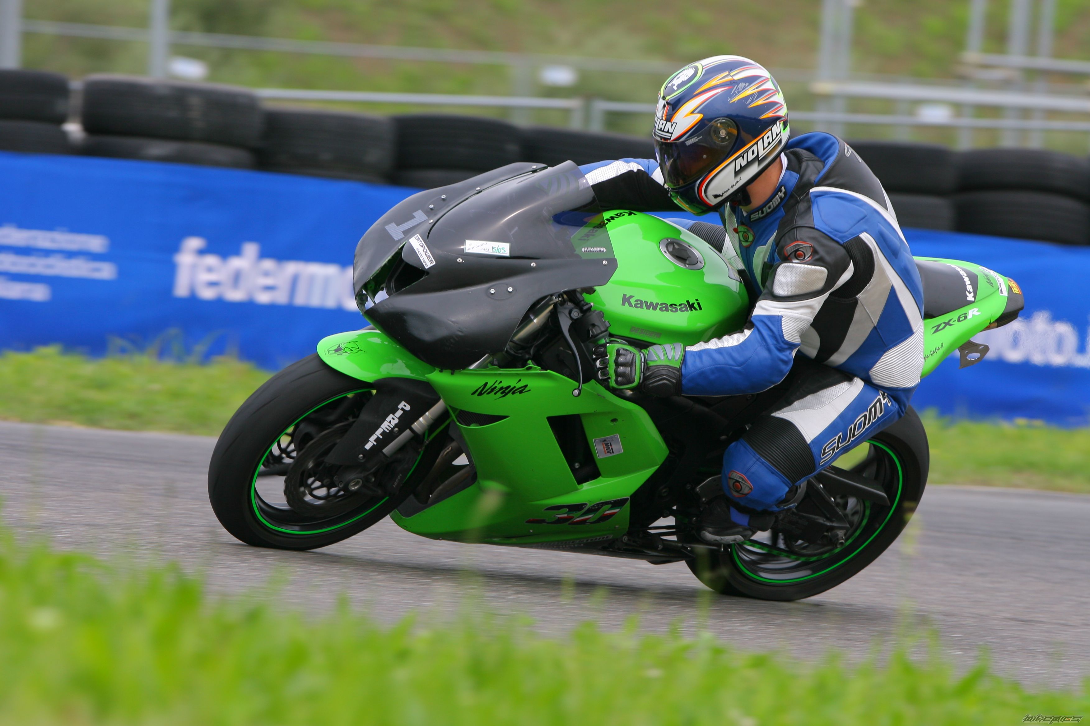 Bike Photo 1975203