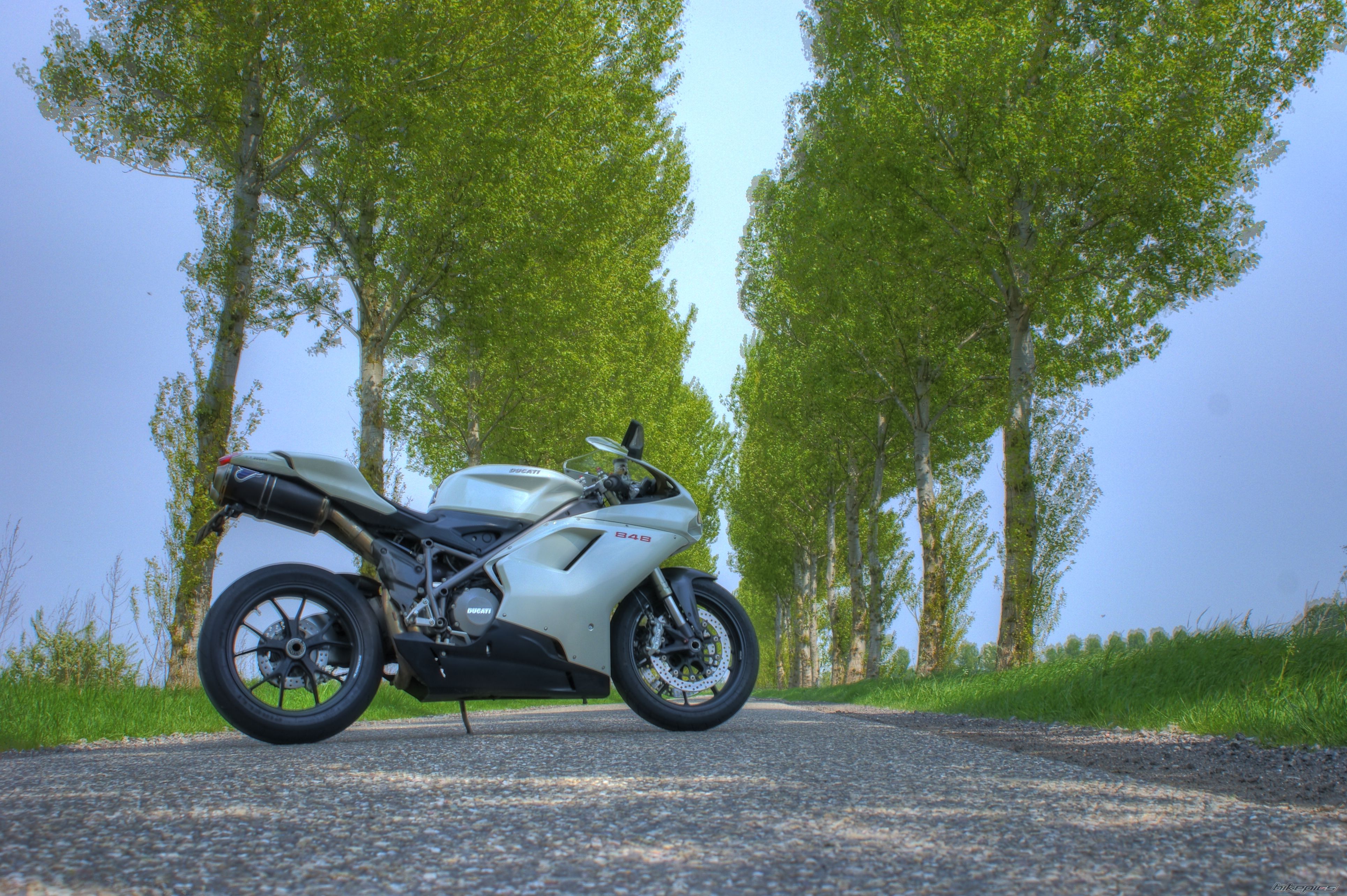 Bike Photo 1975279