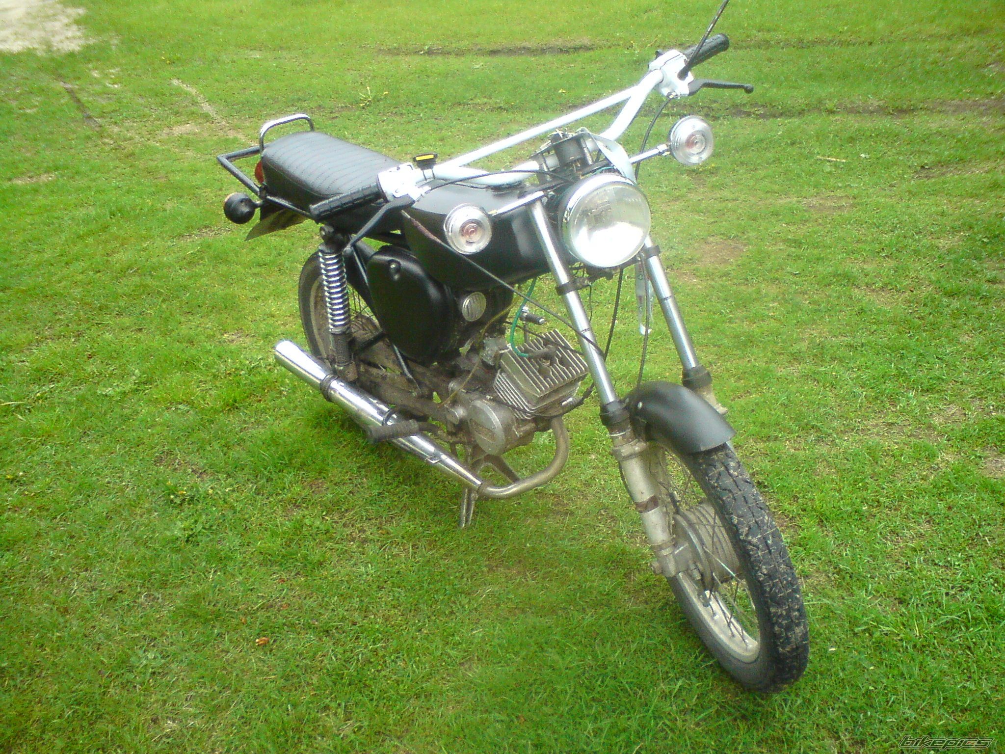 Photo 1975436
