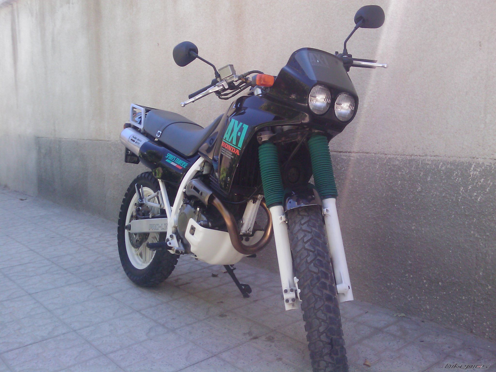 Photo 1975755