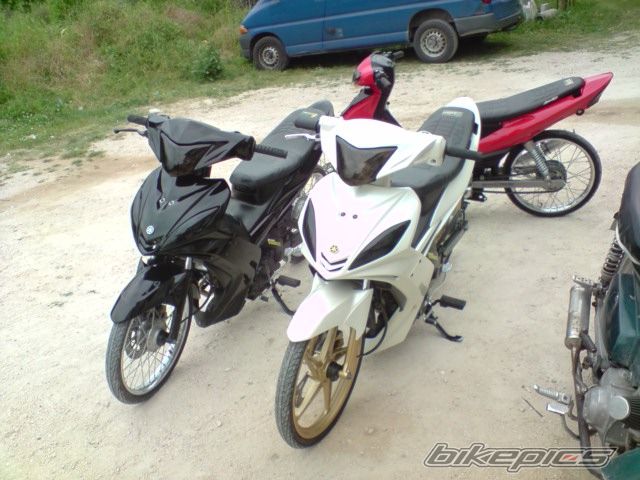 Photo 1975831