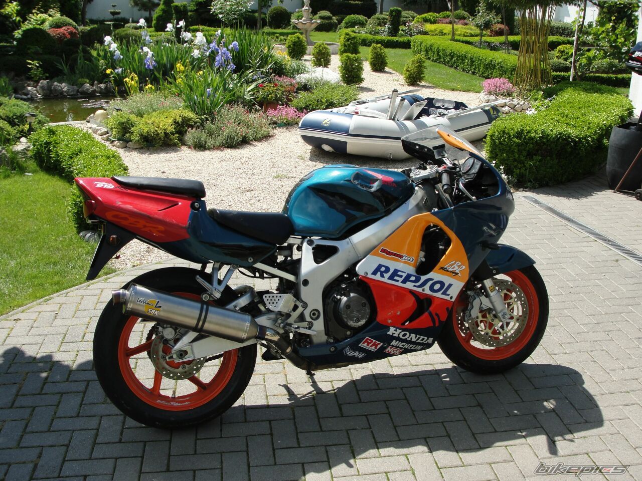 Bike Photo 1975849