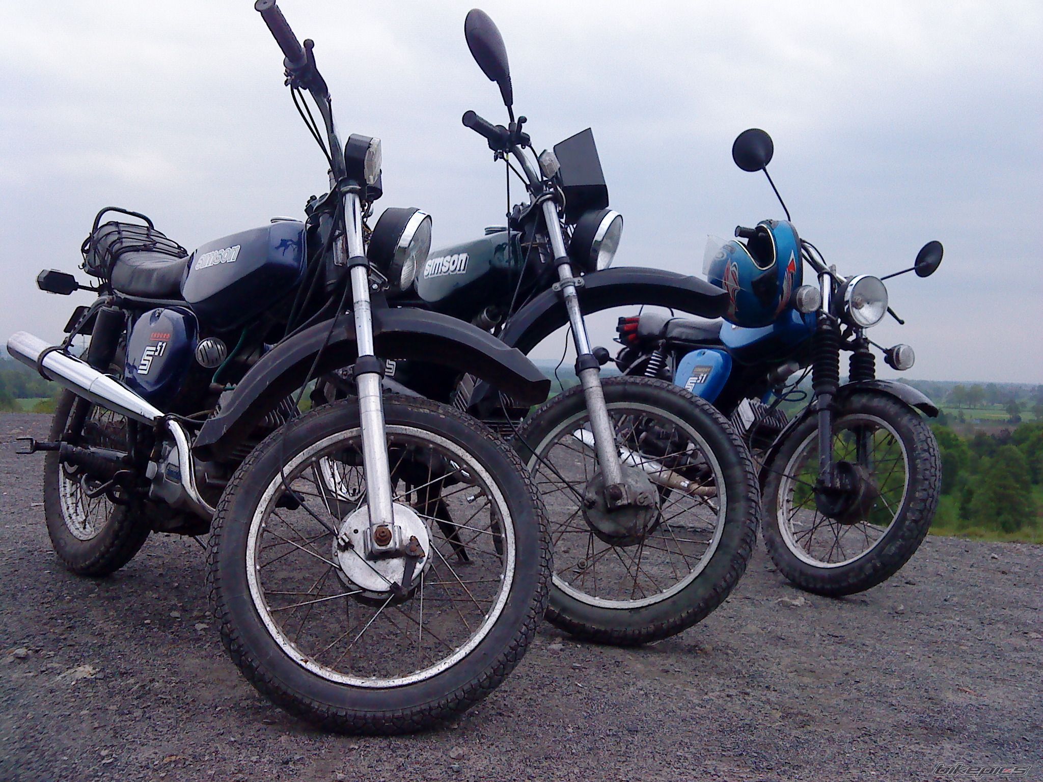 Photo 1976106