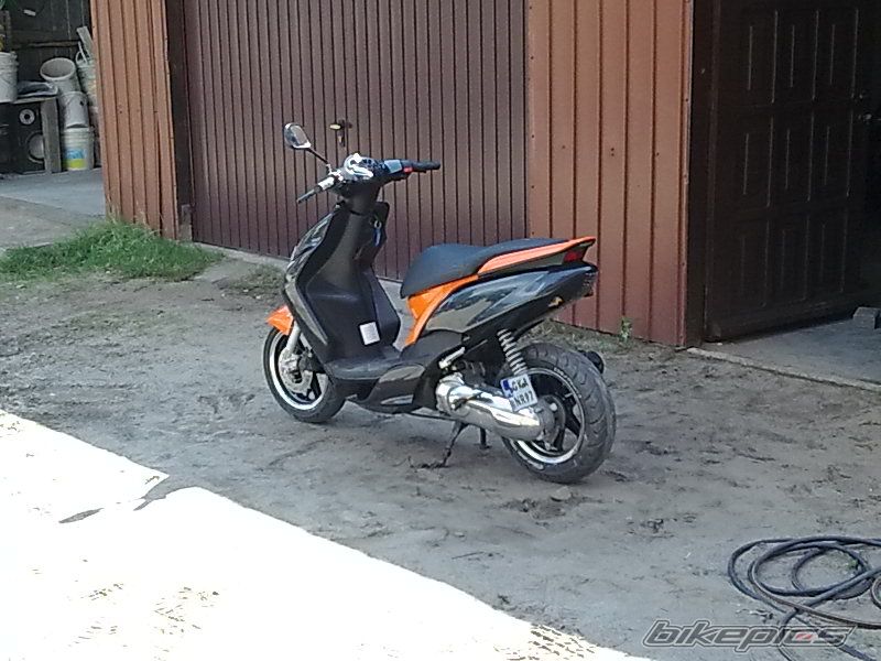 Photo 1976169