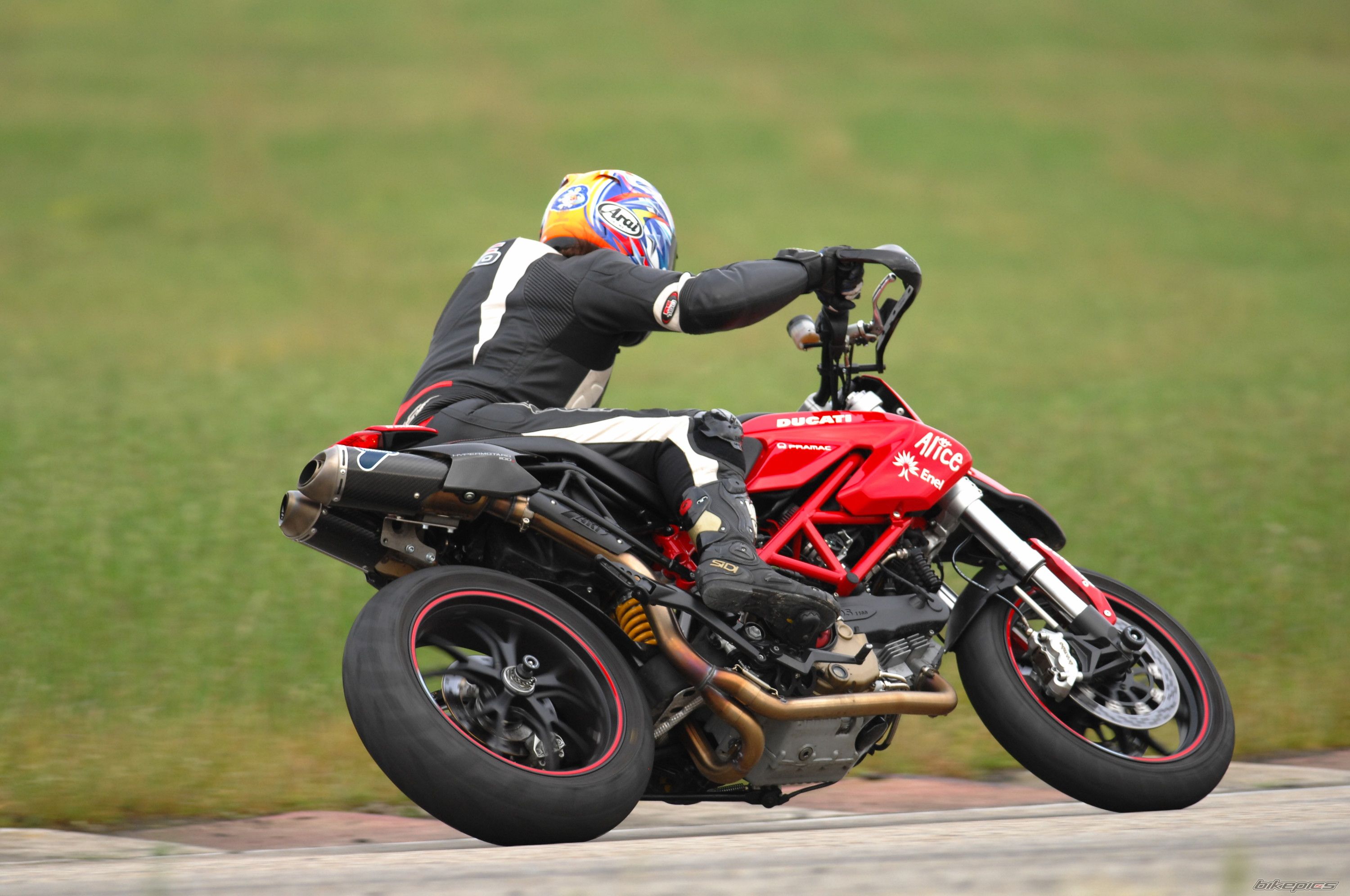 Bike Photo 1976384