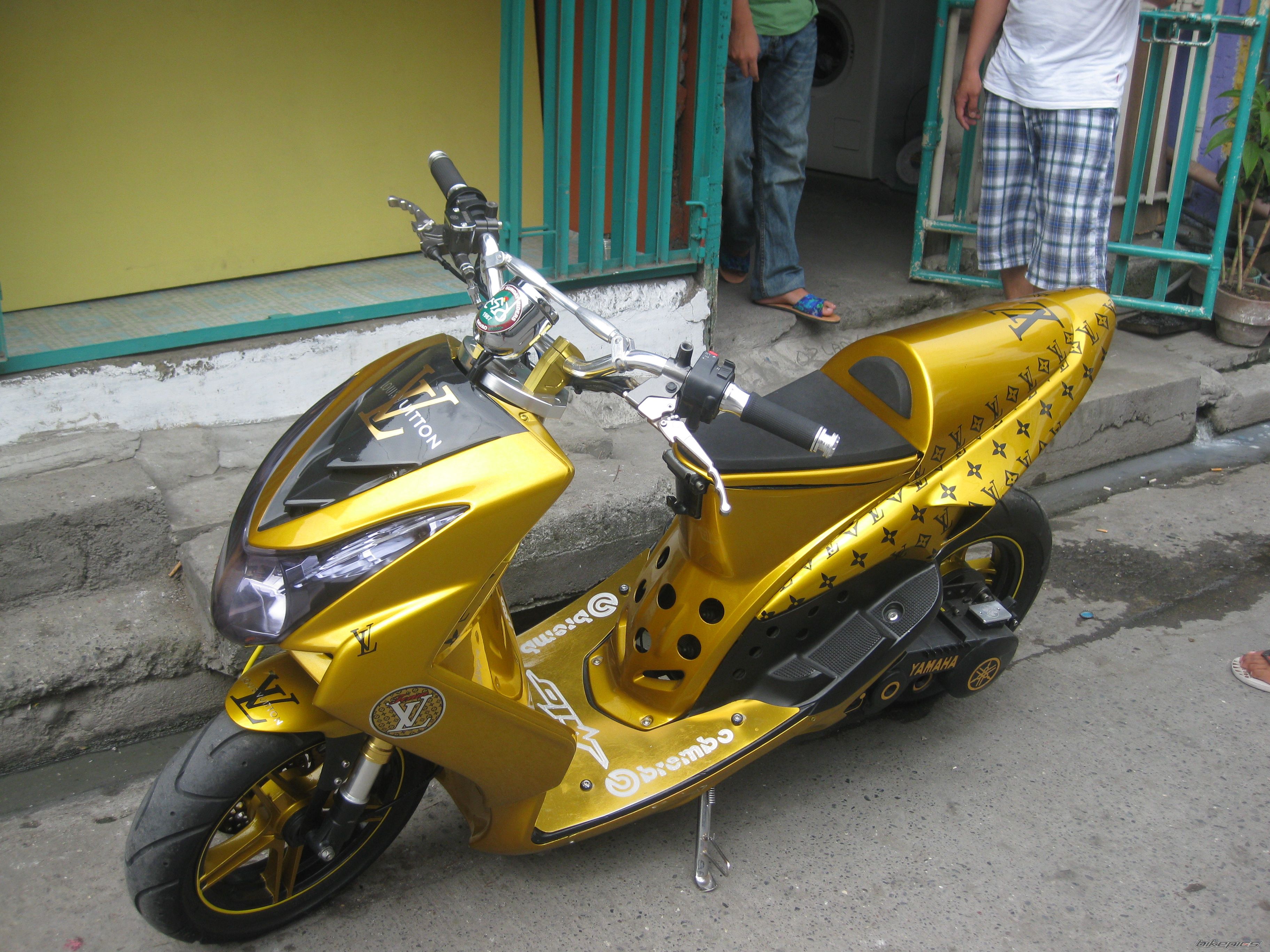 Photo 1976500