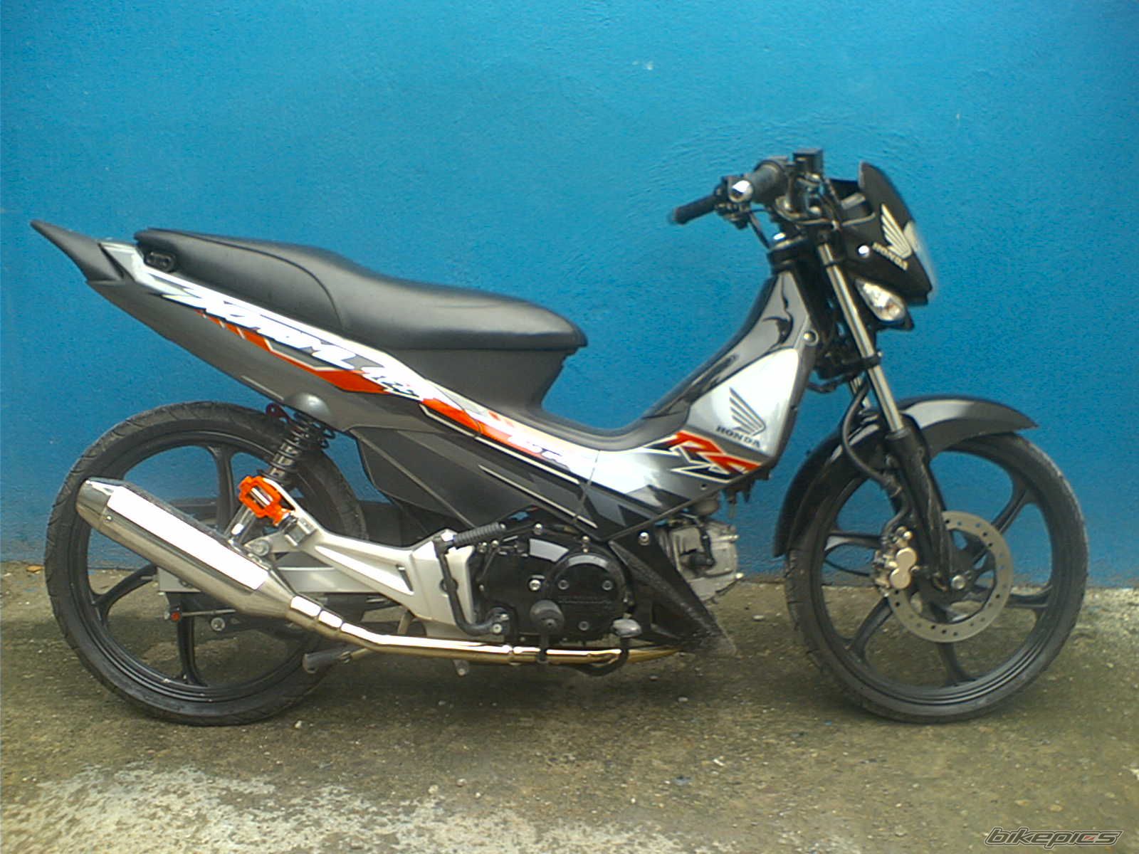 Photo 1976725