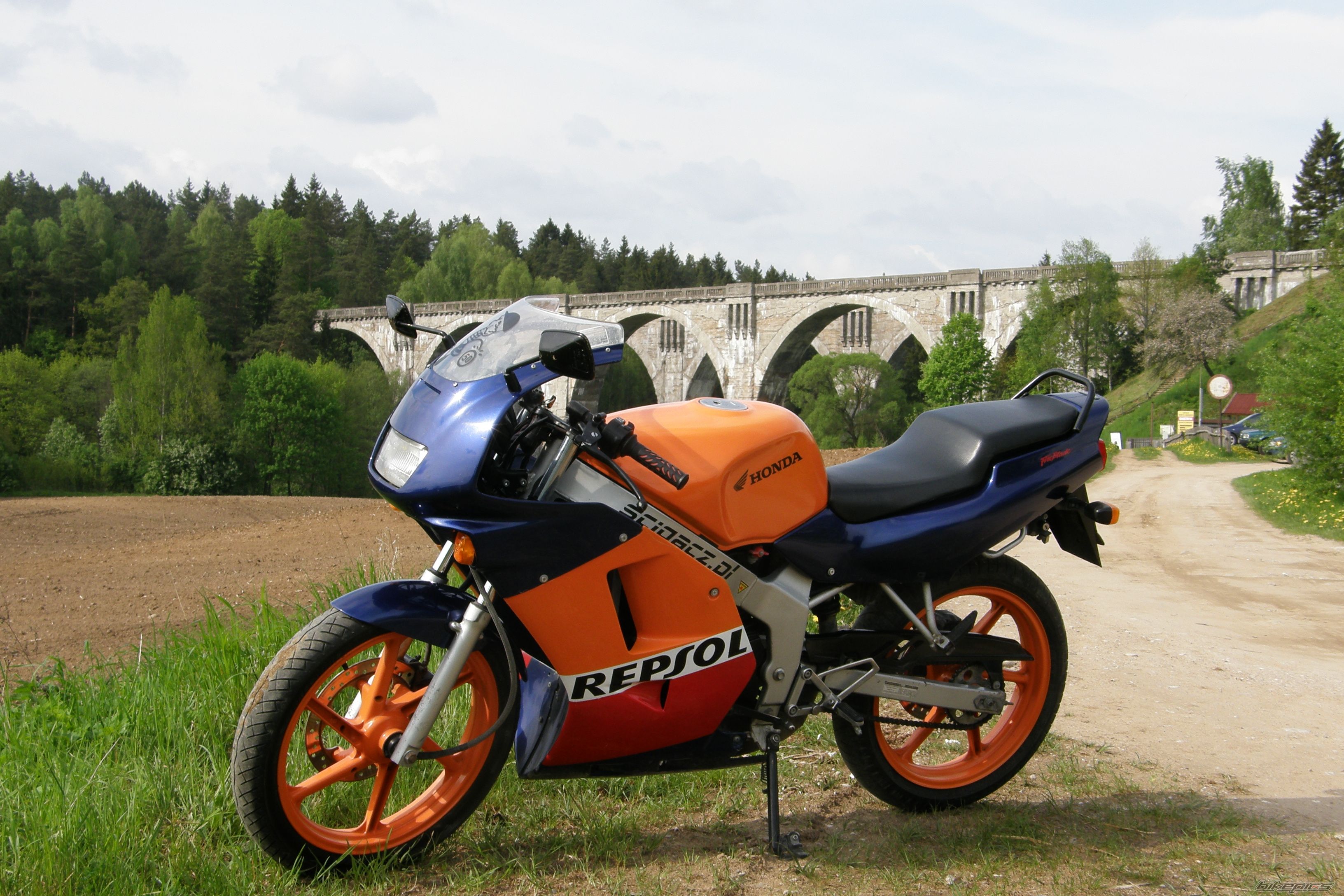 Photo 1976728