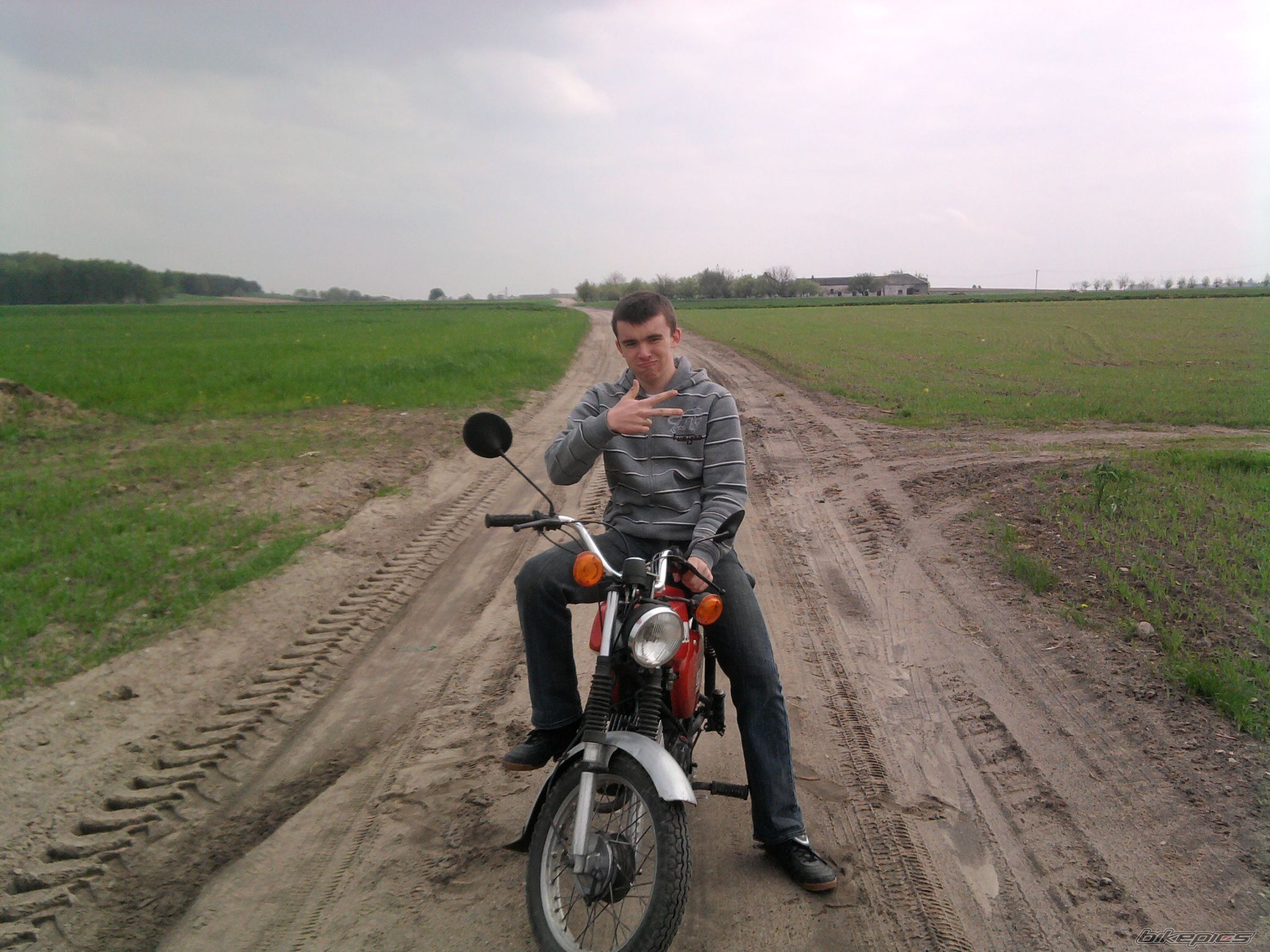 Bike Photo 1976740