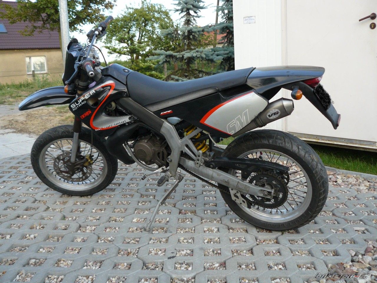 Photo 1976860