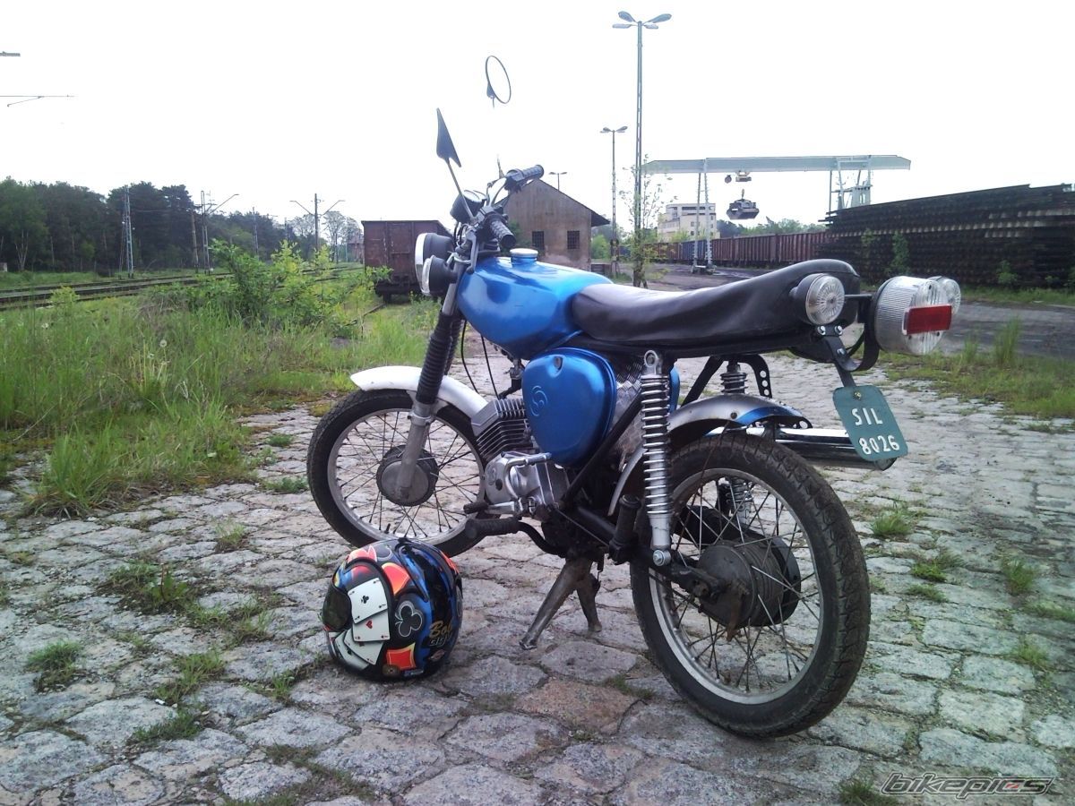 Photo 1977020