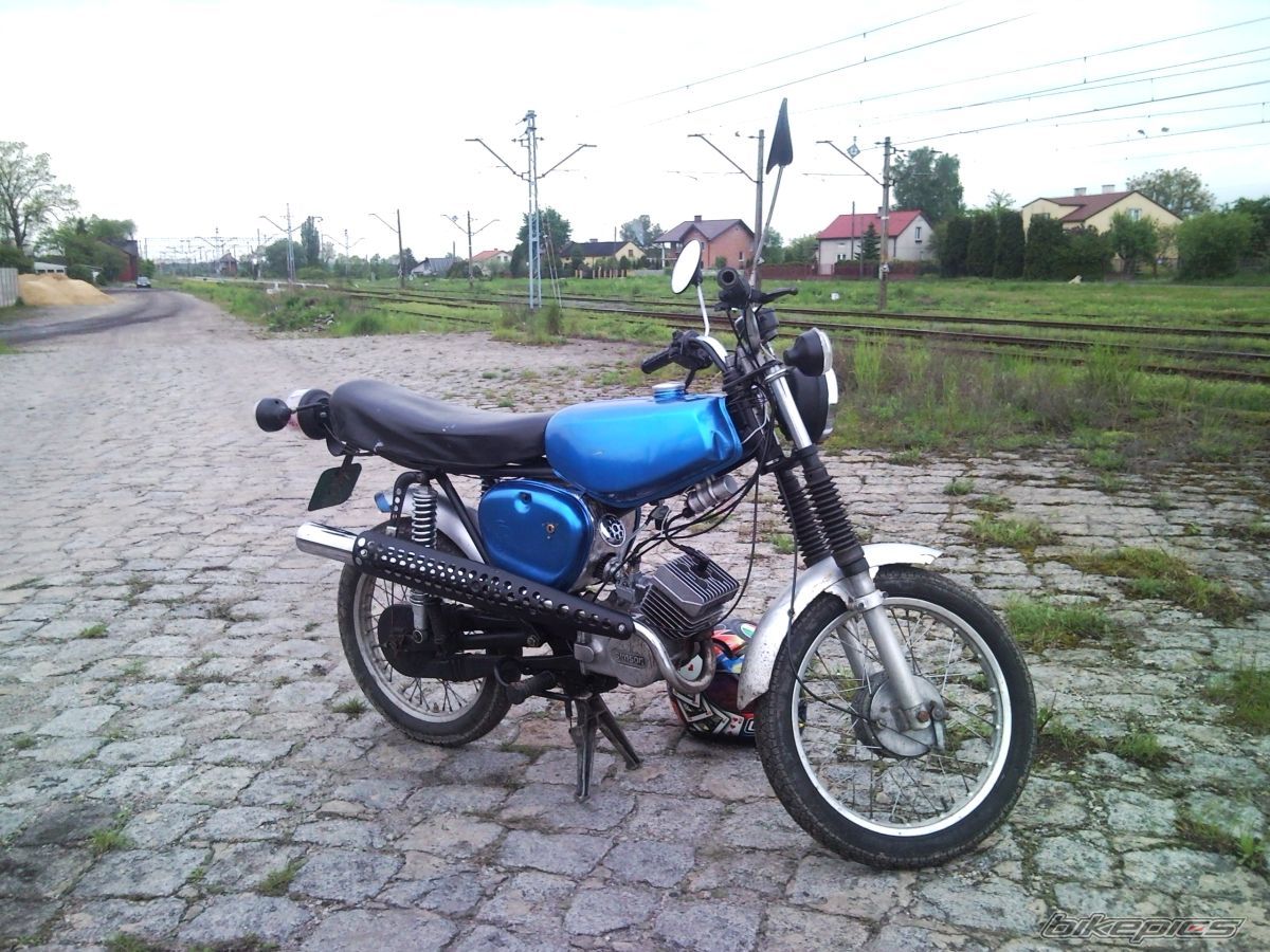 Photo 1977024