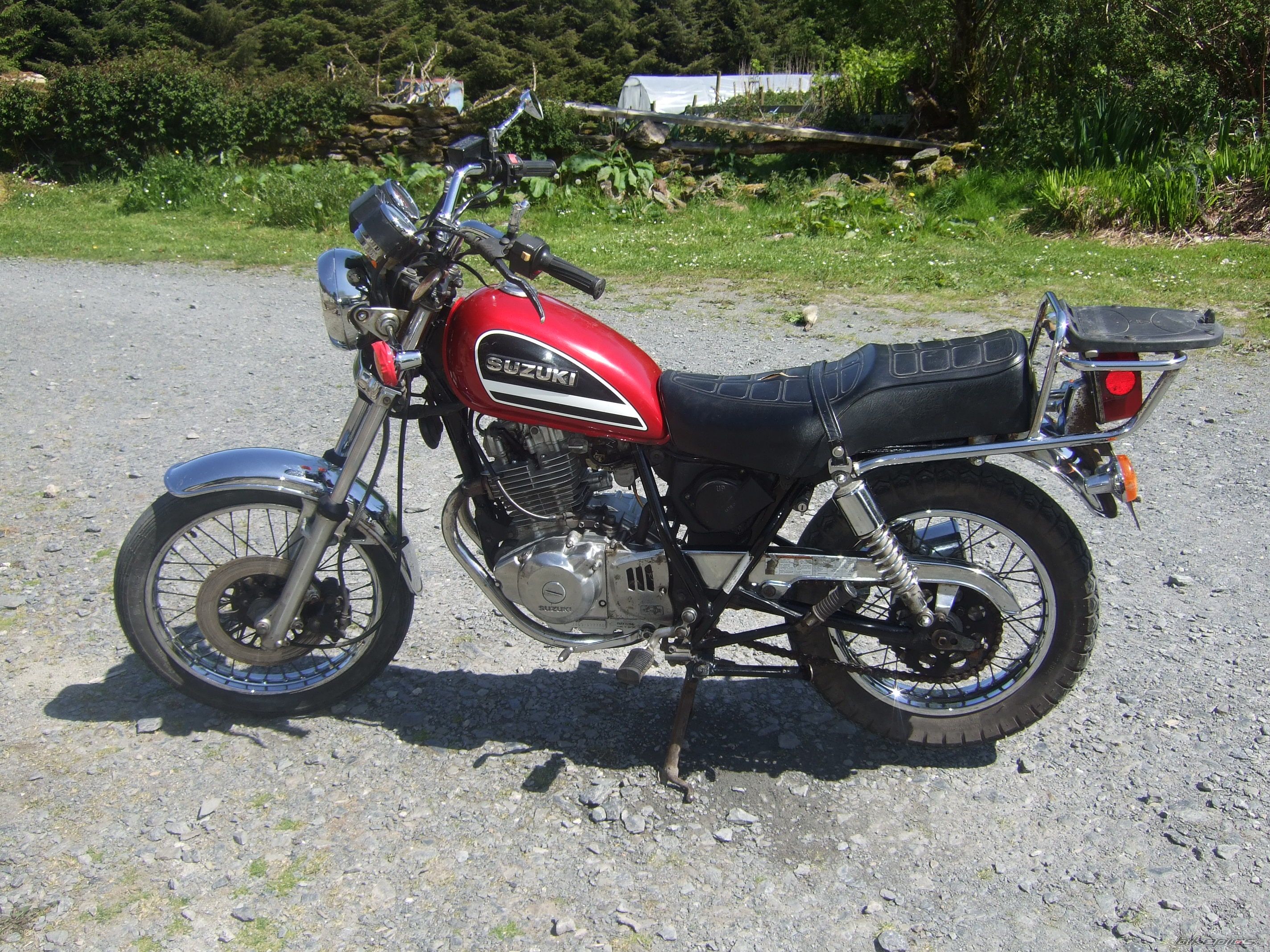 Photo 1977138