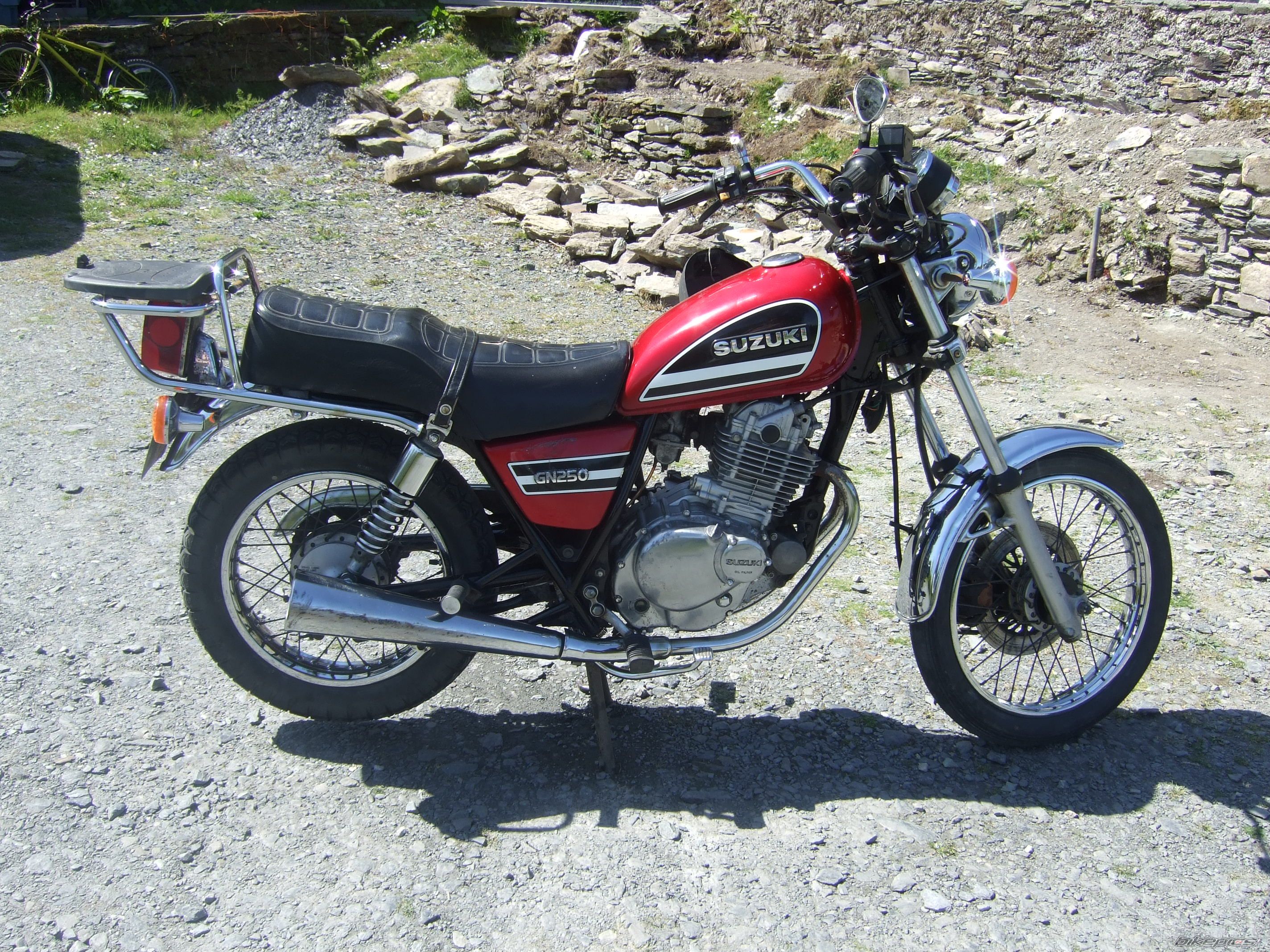 Photo 1977160