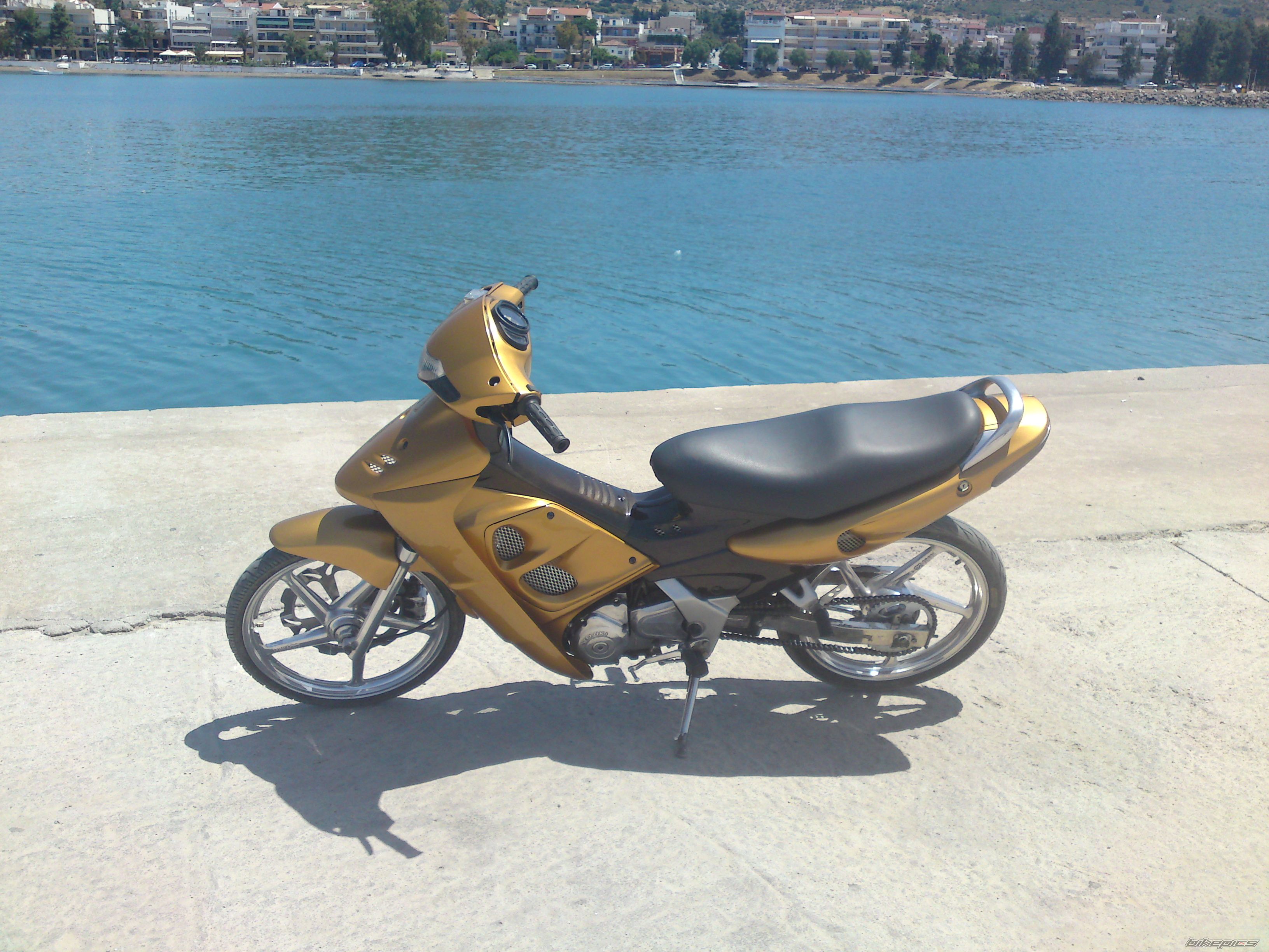 Photo 1977389