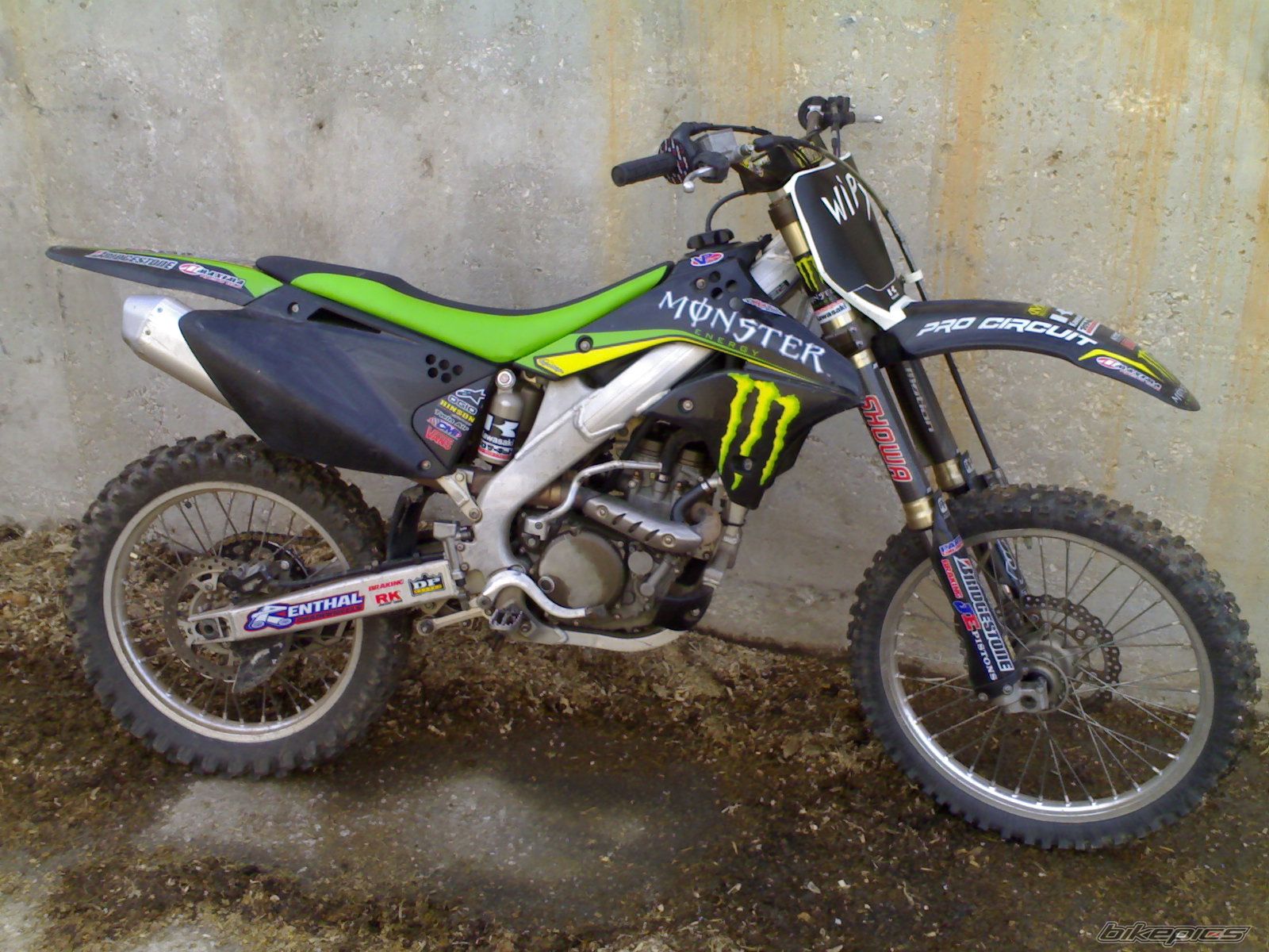 Photo 1977427