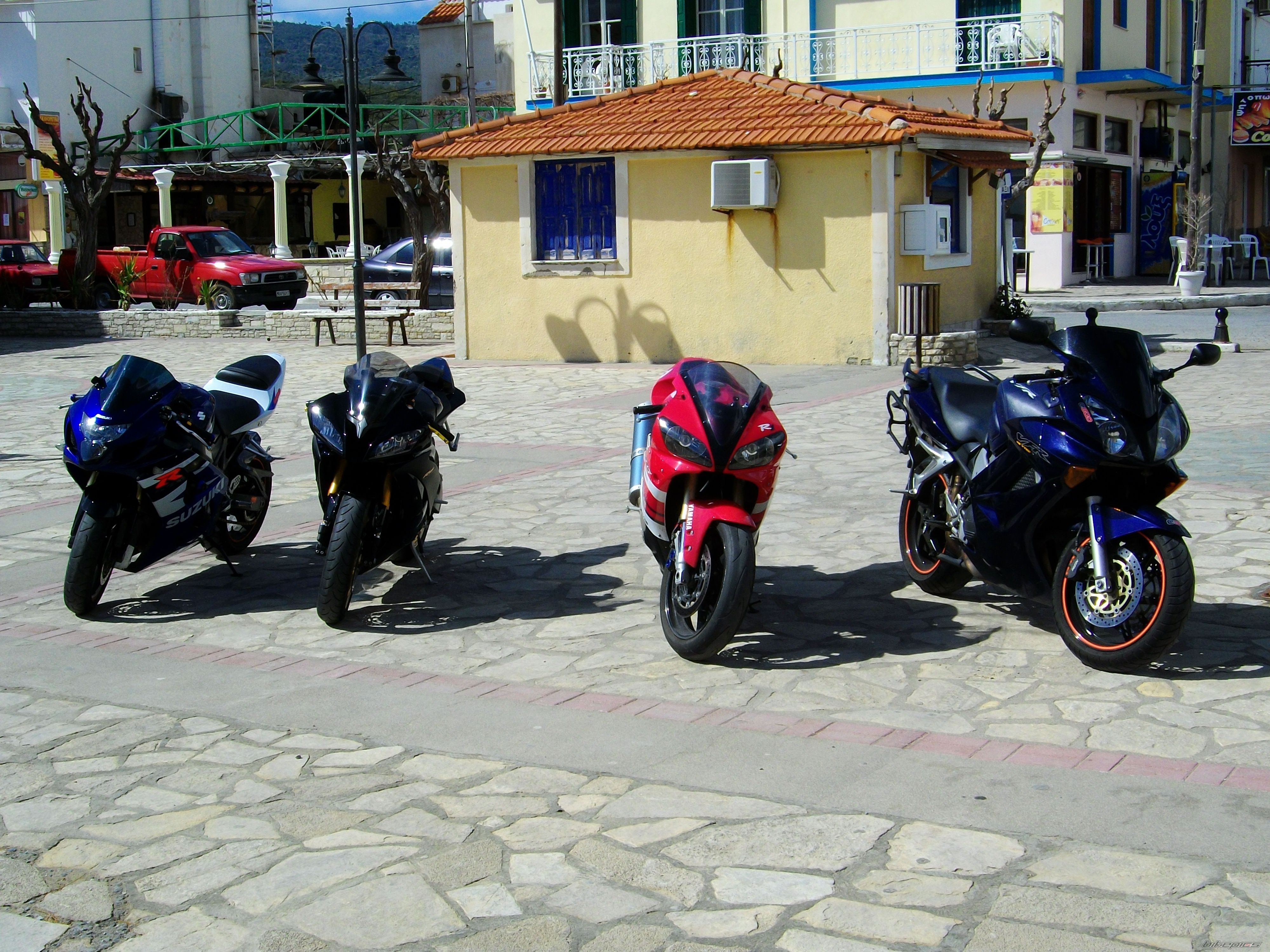 Photo 1977571
