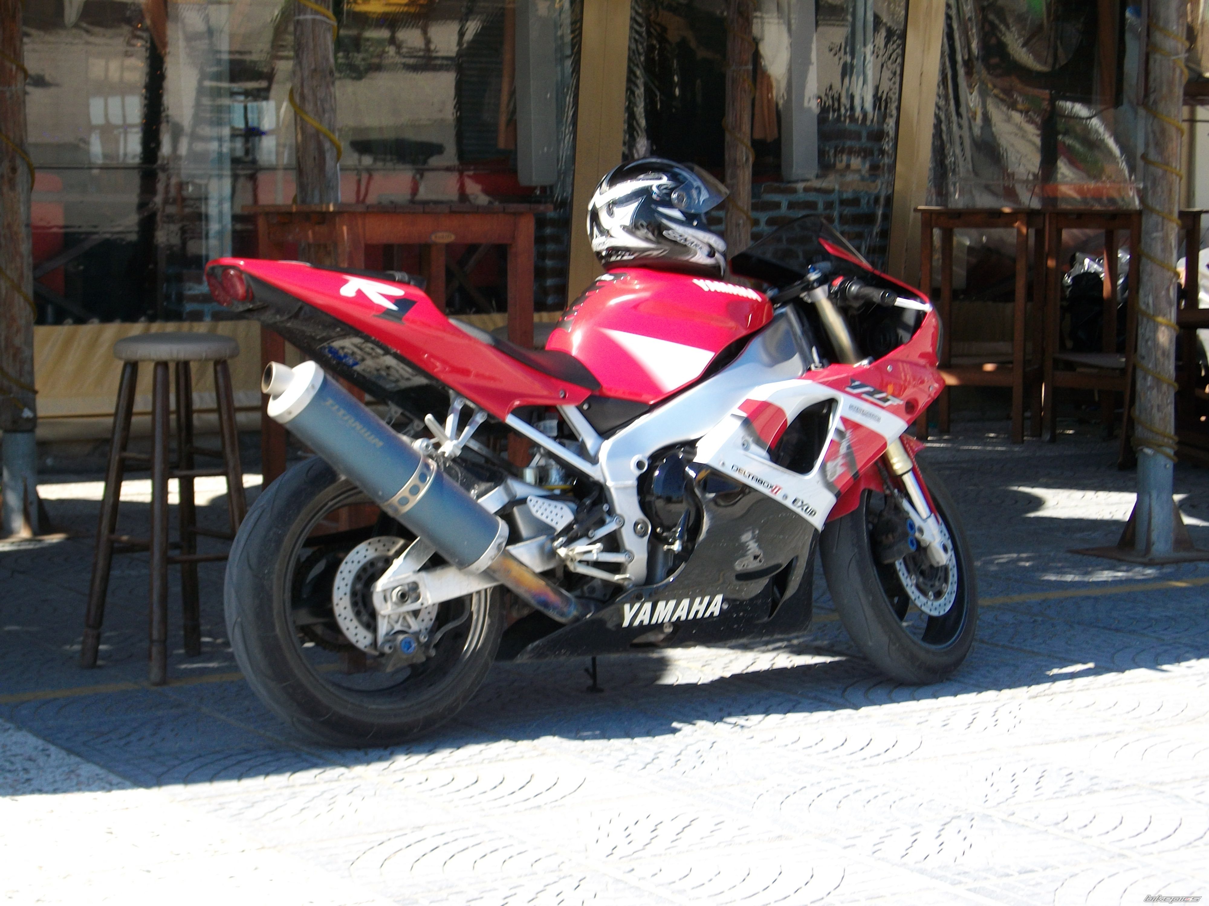 Photo 1977578