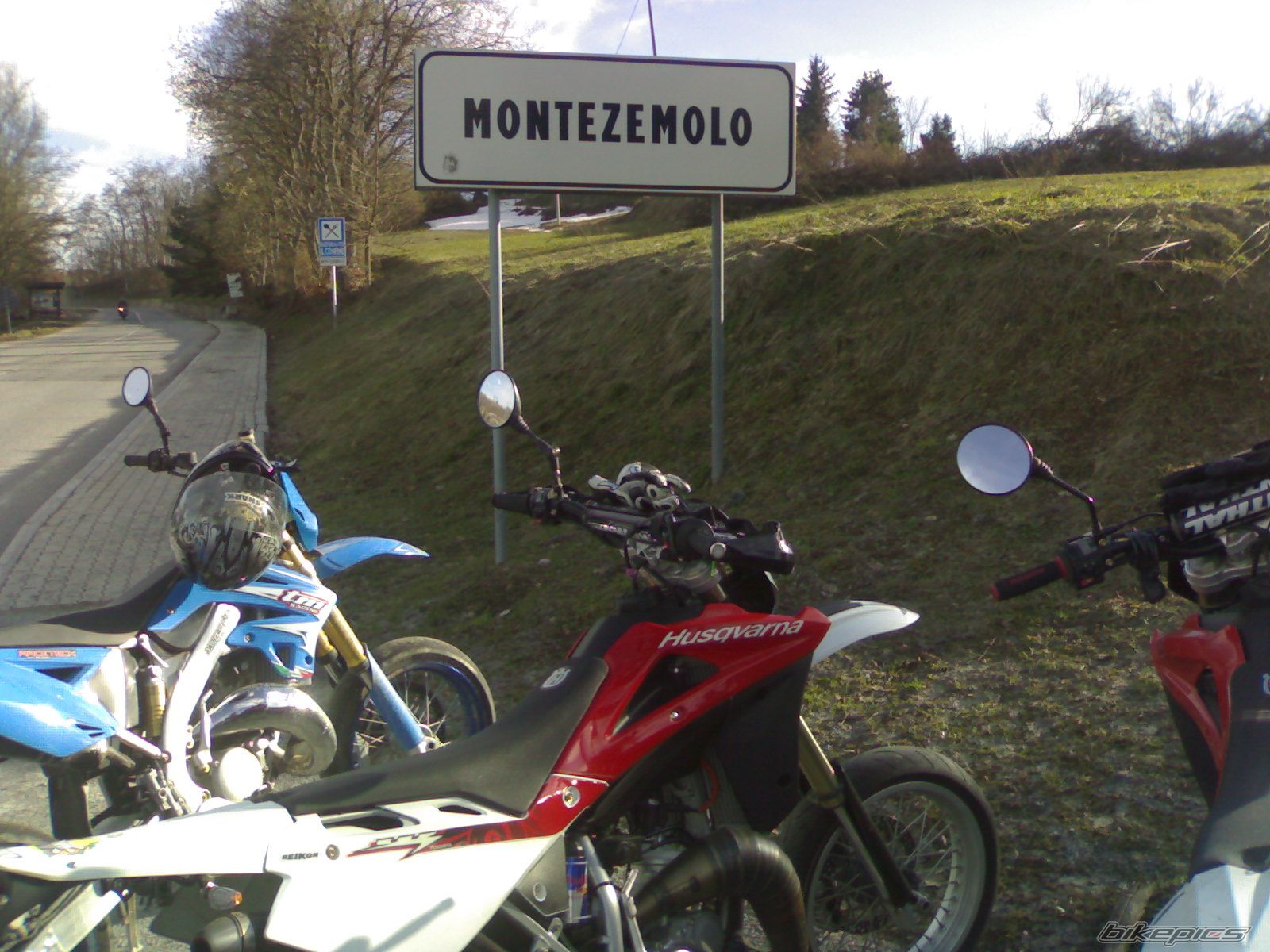 Bike Photo 1977821