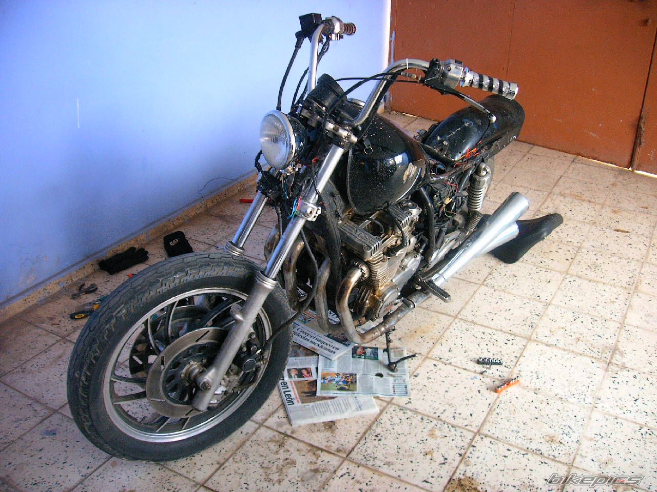 Photo 1977915