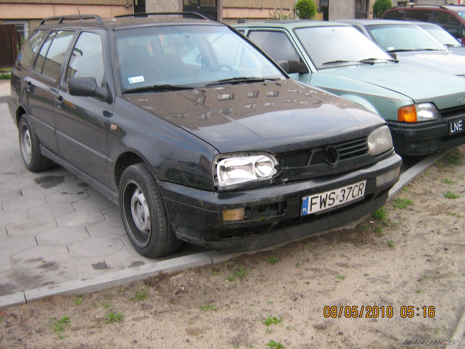Photo 1977940