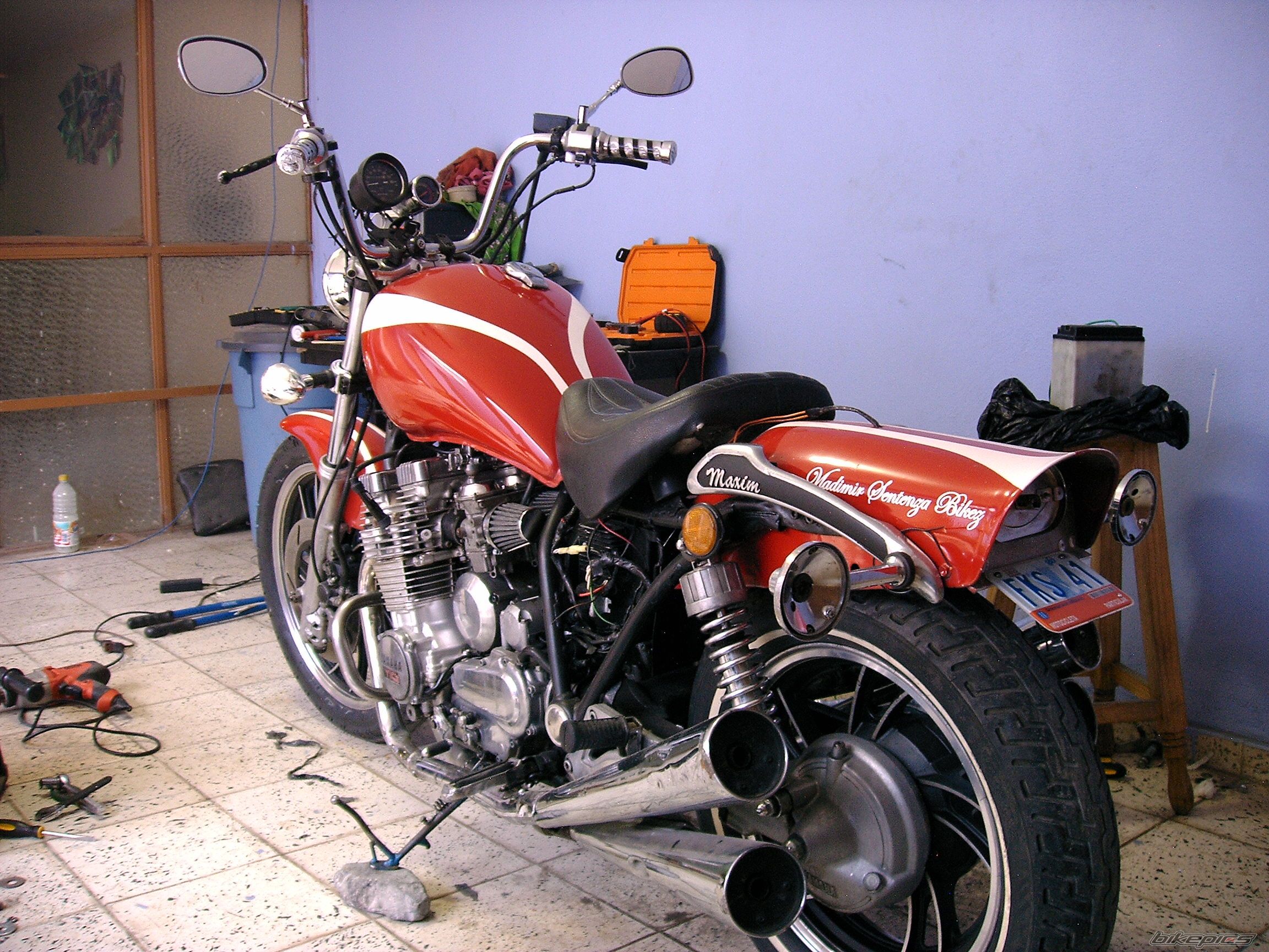 Photo 1977948