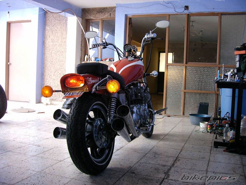 Photo 1977984