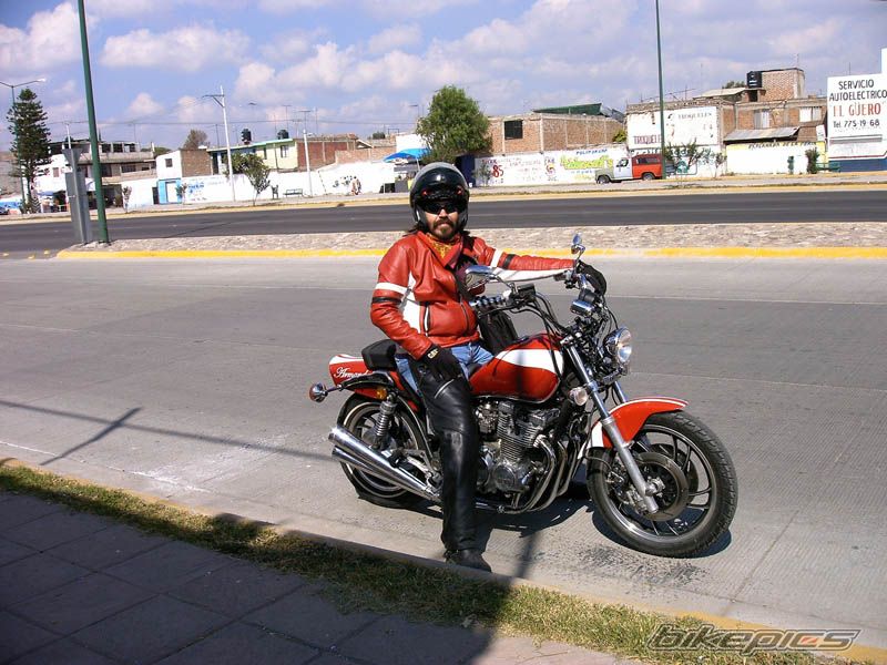 Photo 1977986