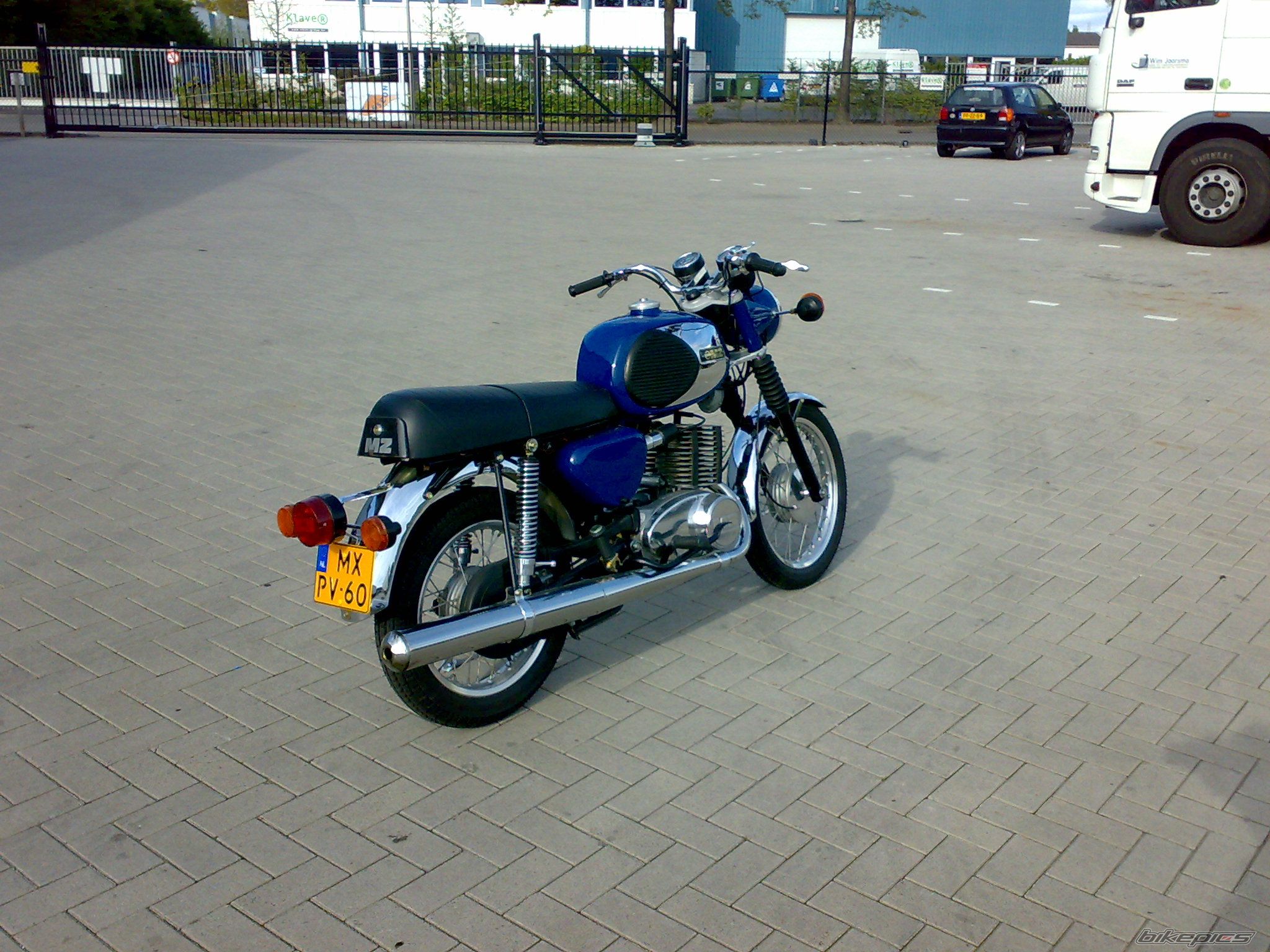 Photo 1978142