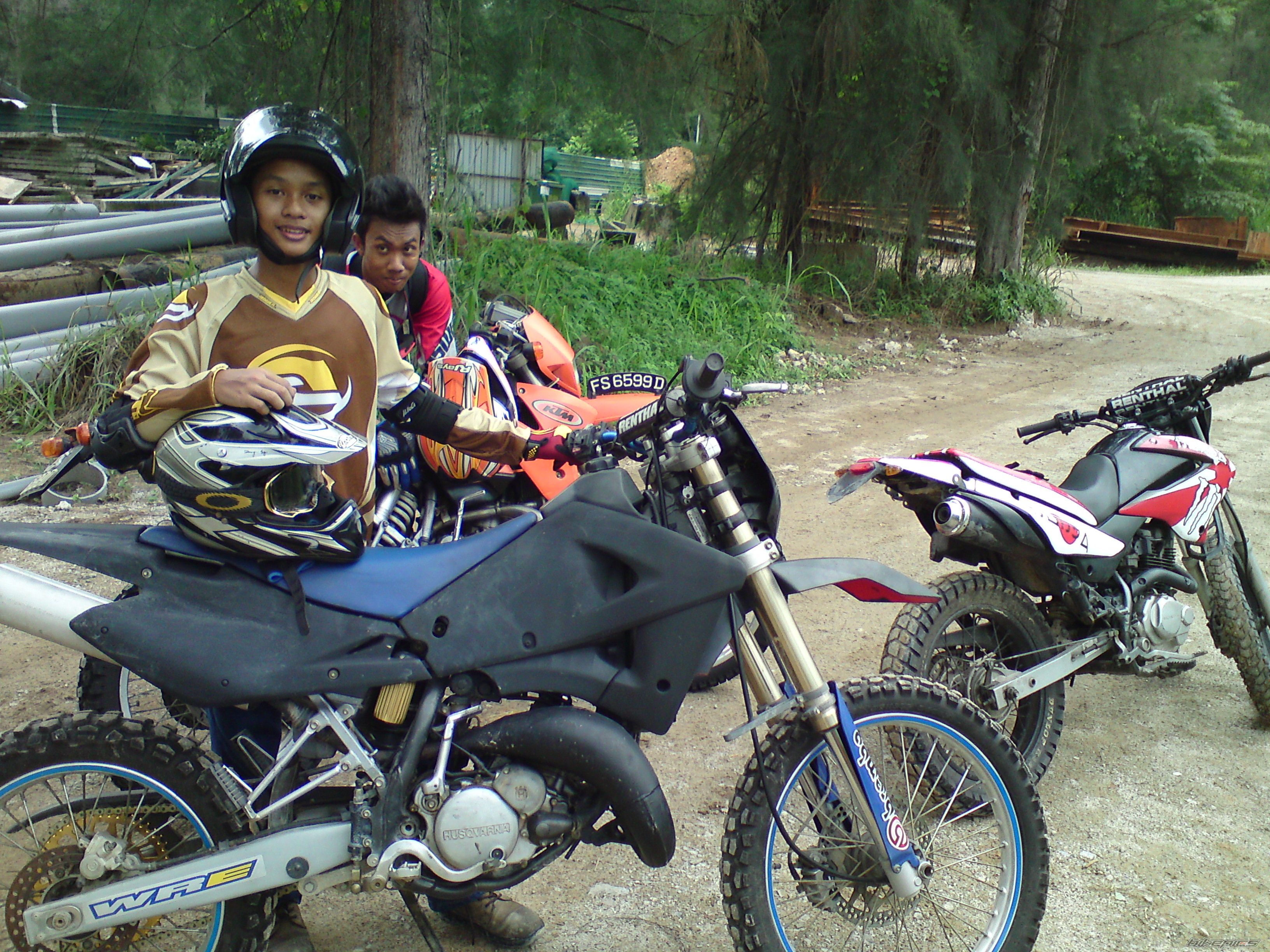 Photo 1978254