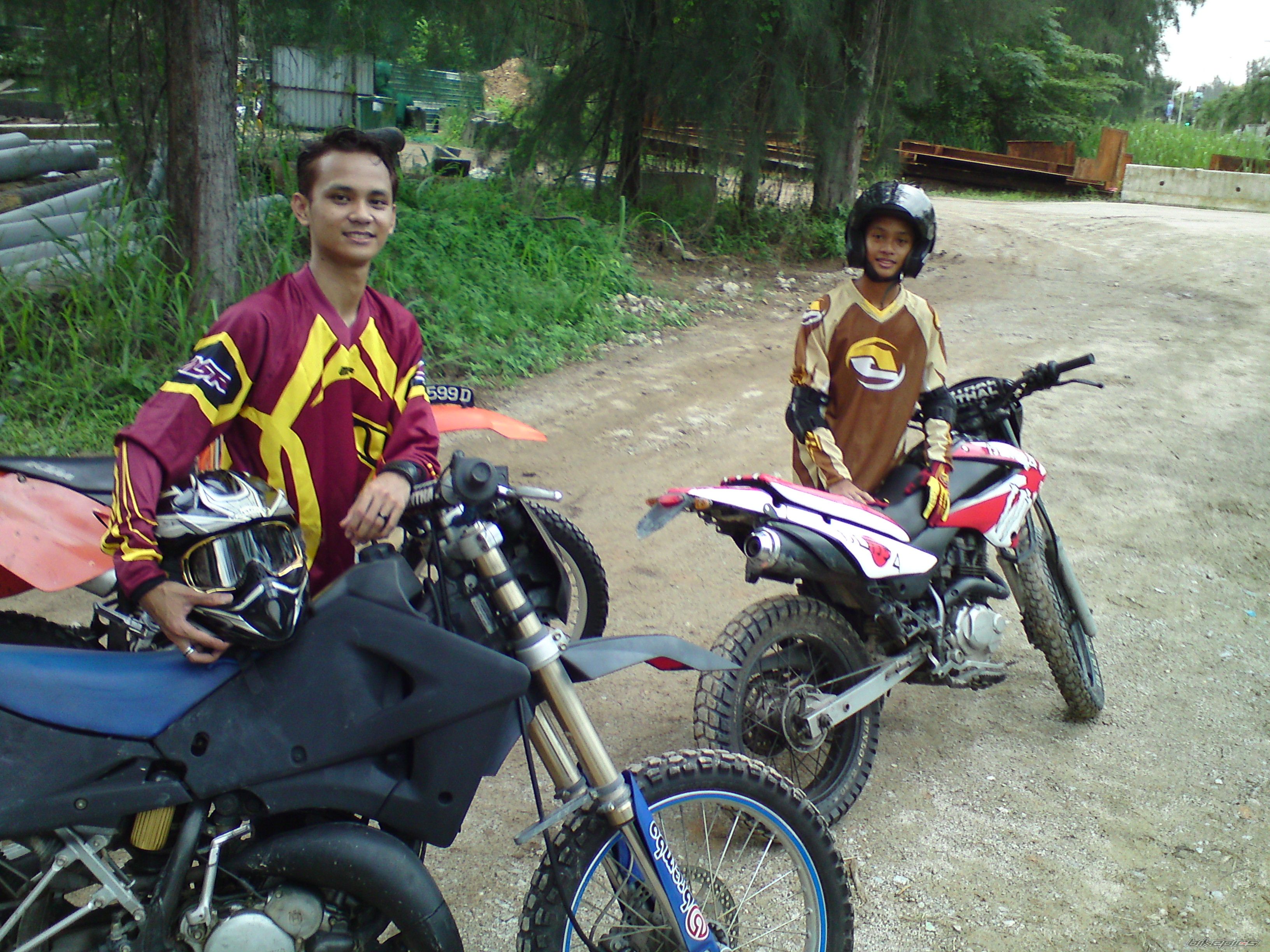 Photo 1978255