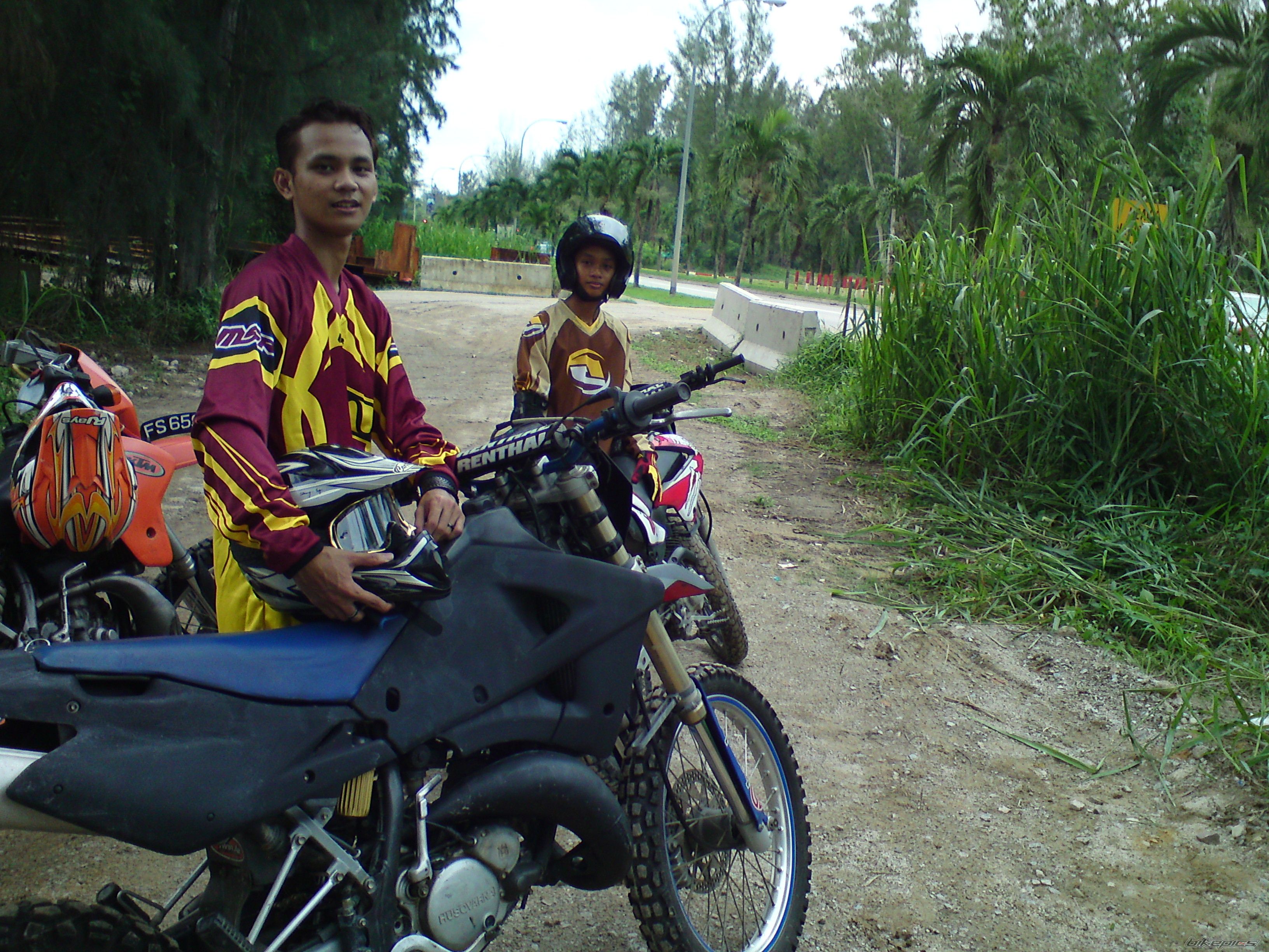 Photo 1978256