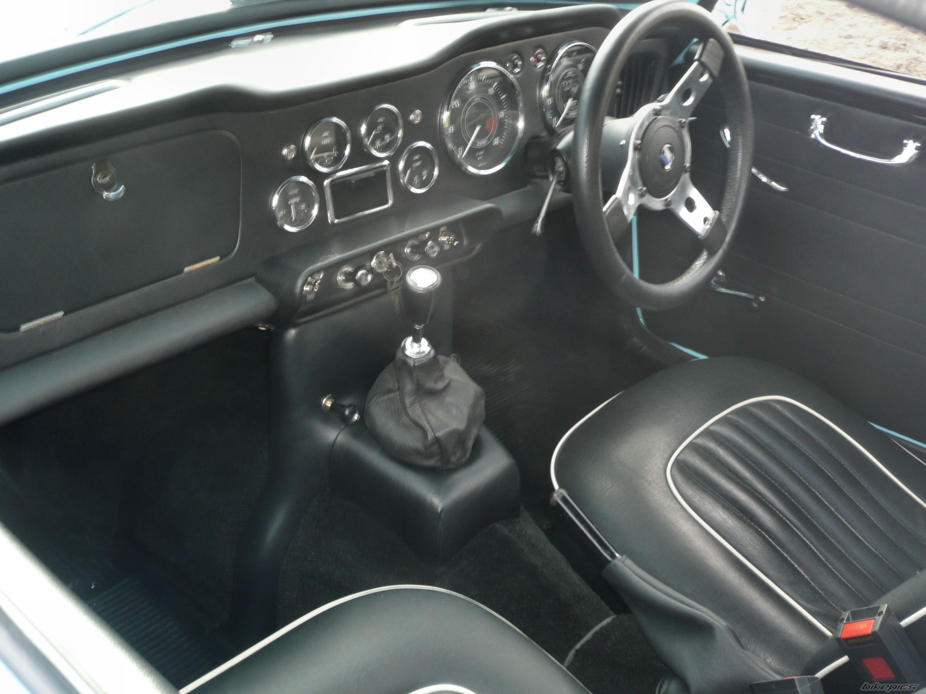 Photo 1978369