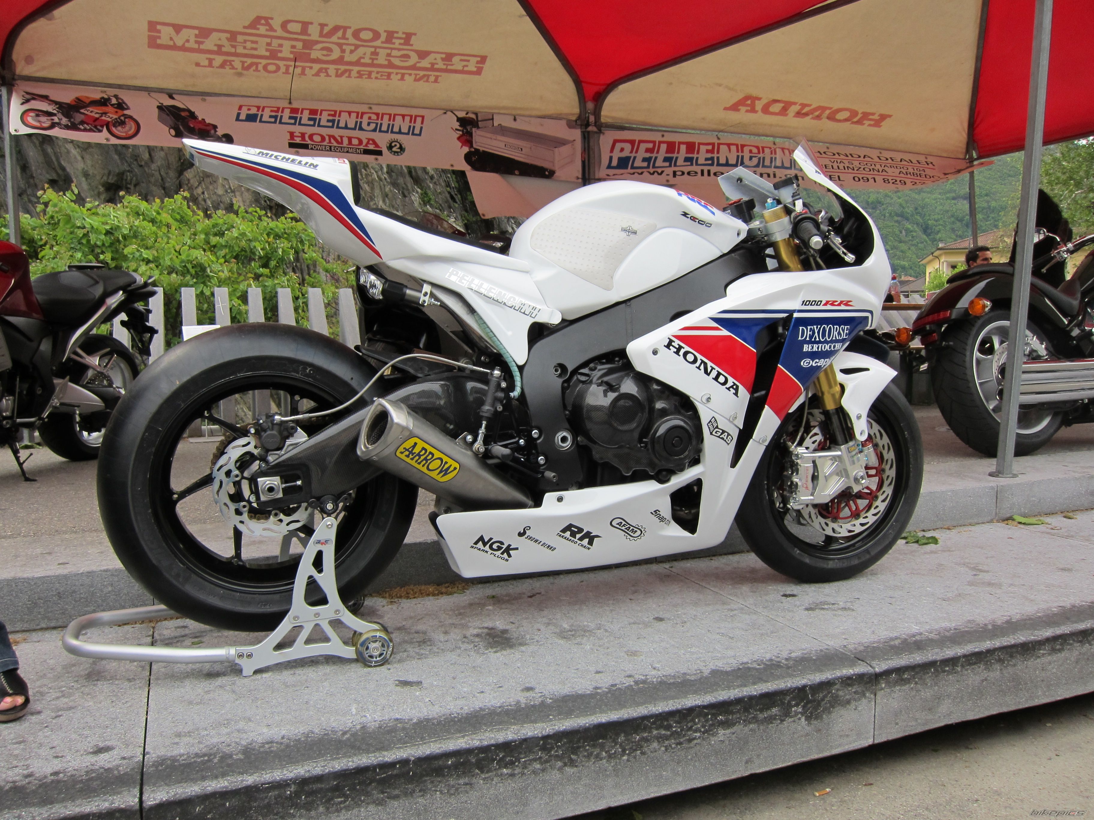 Bike Photo 1978679