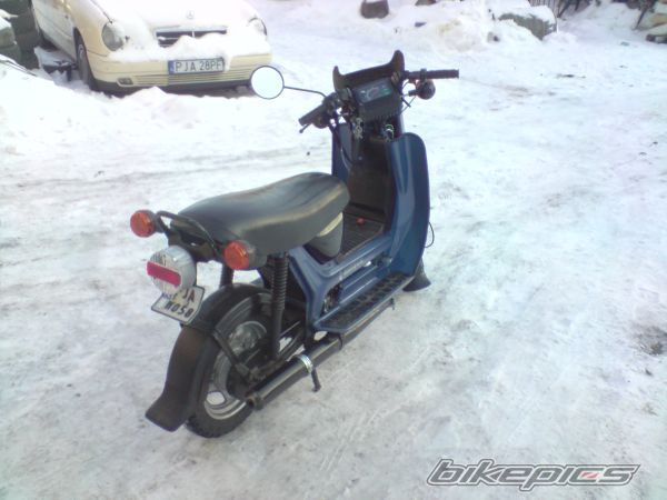 Photo 1978829
