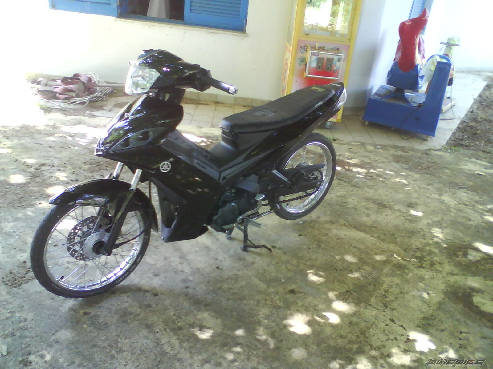 Photo 1979357