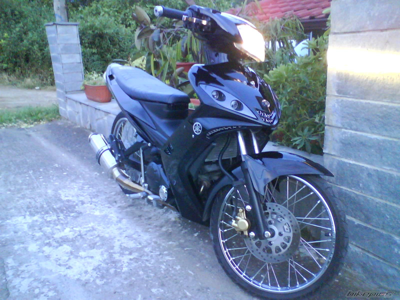 Photo 1979359