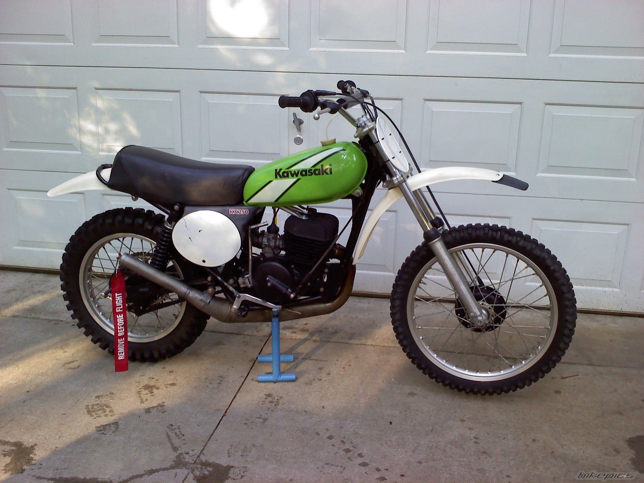 Photo 1979576
