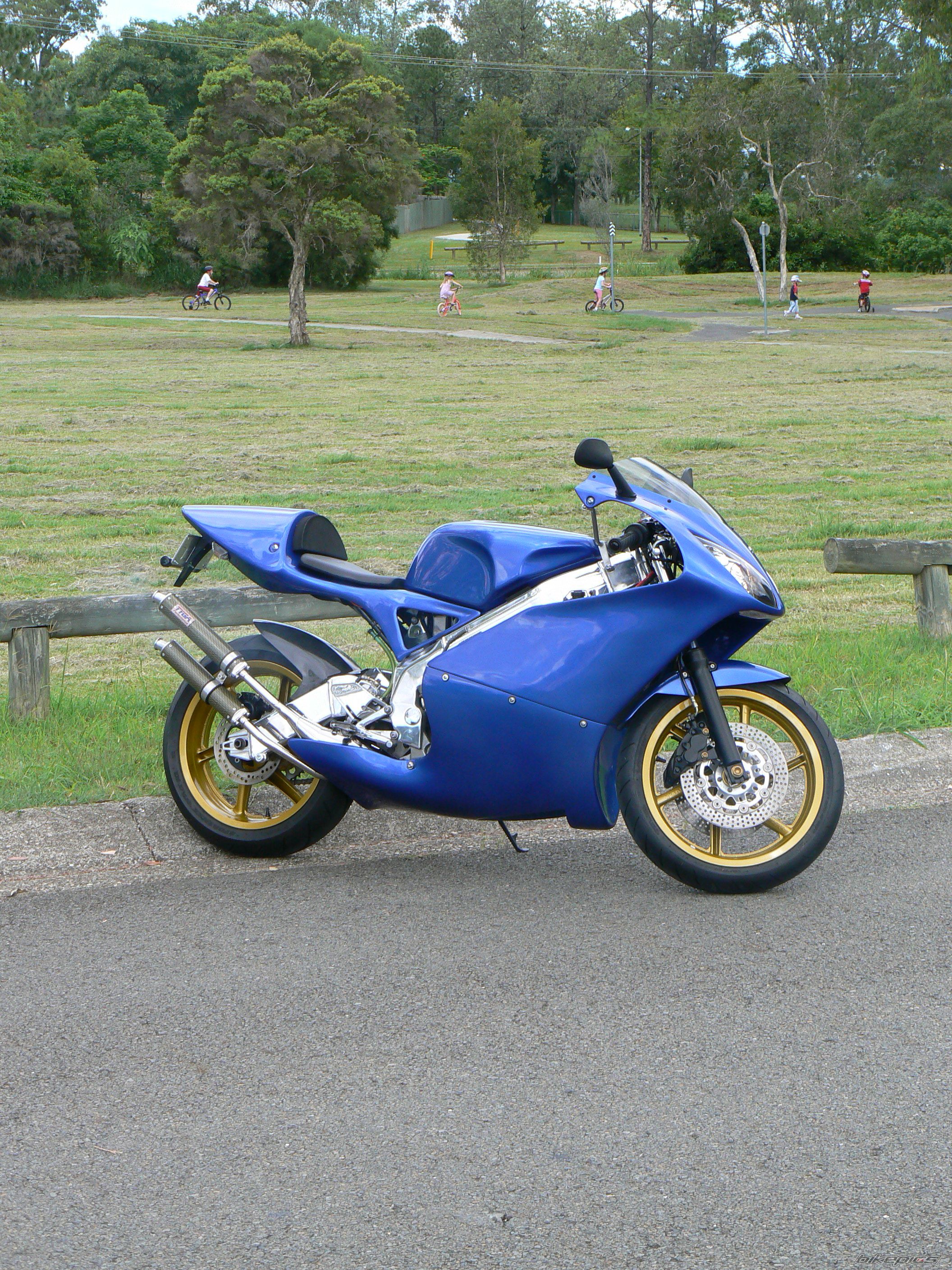 Photo 1979577