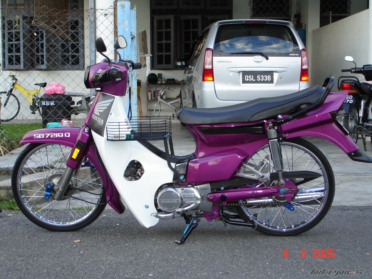 Photo 1979772