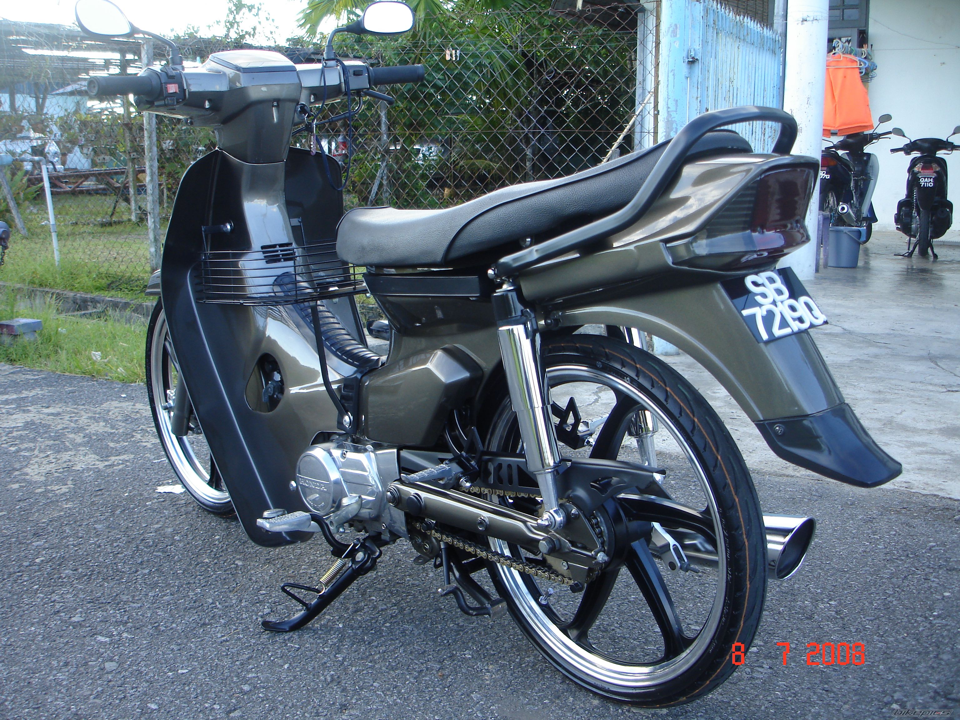 Photo 1979793