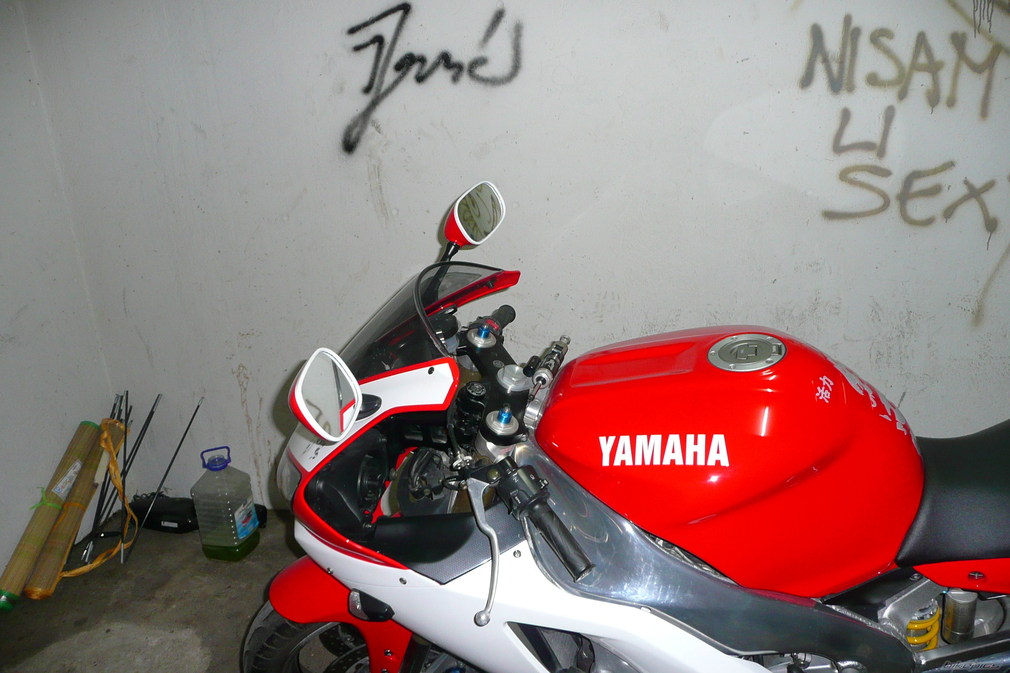 Photo 1979794
