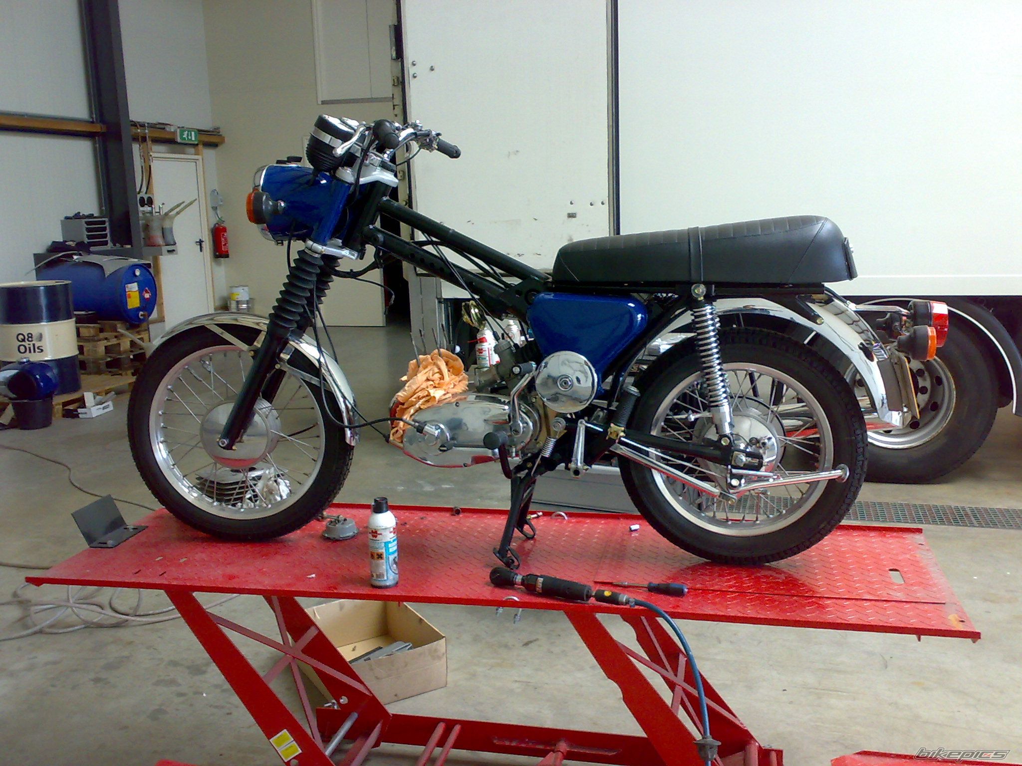 Photo 1979921
