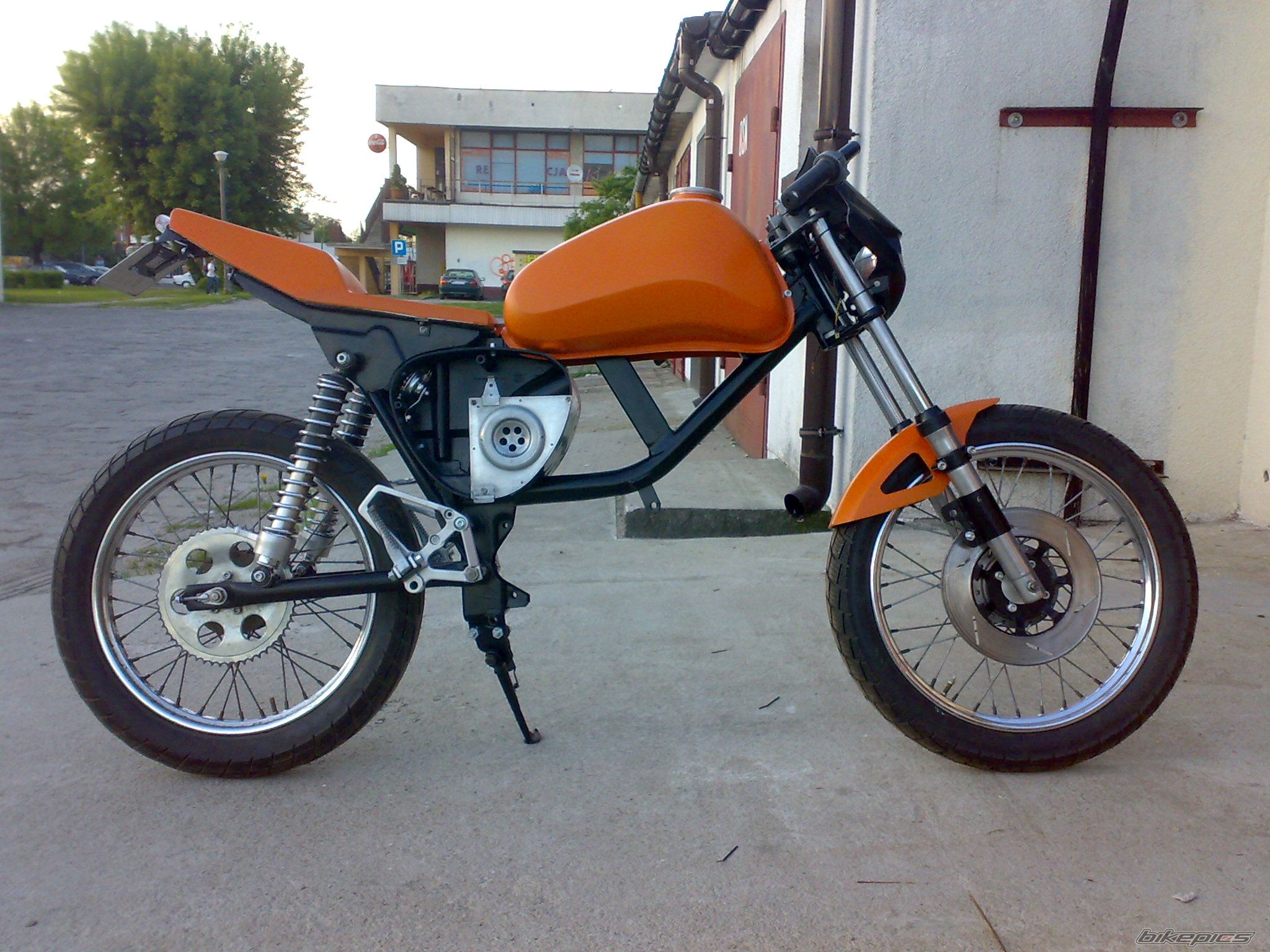 Photo 1979944