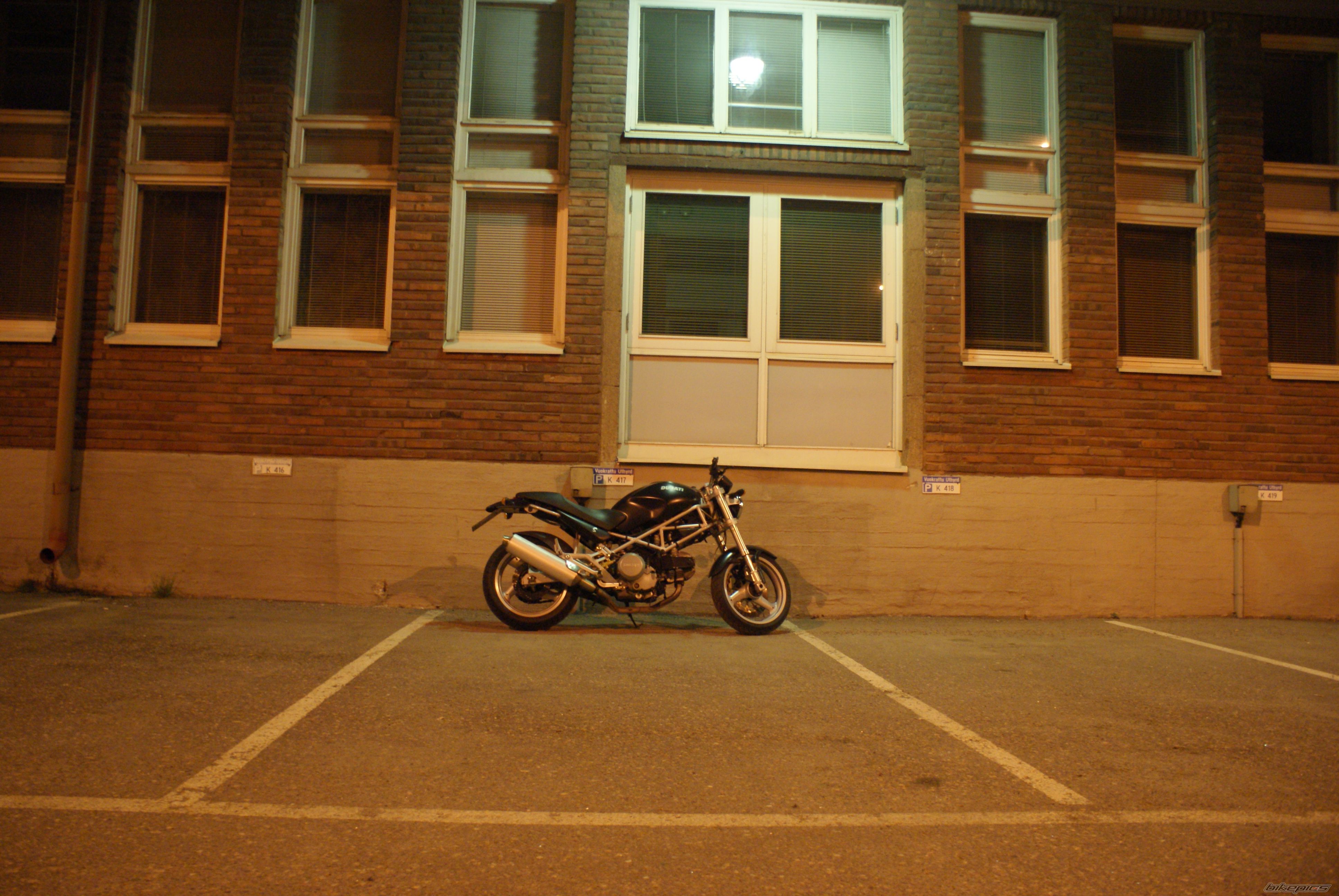 Photo 1980043
